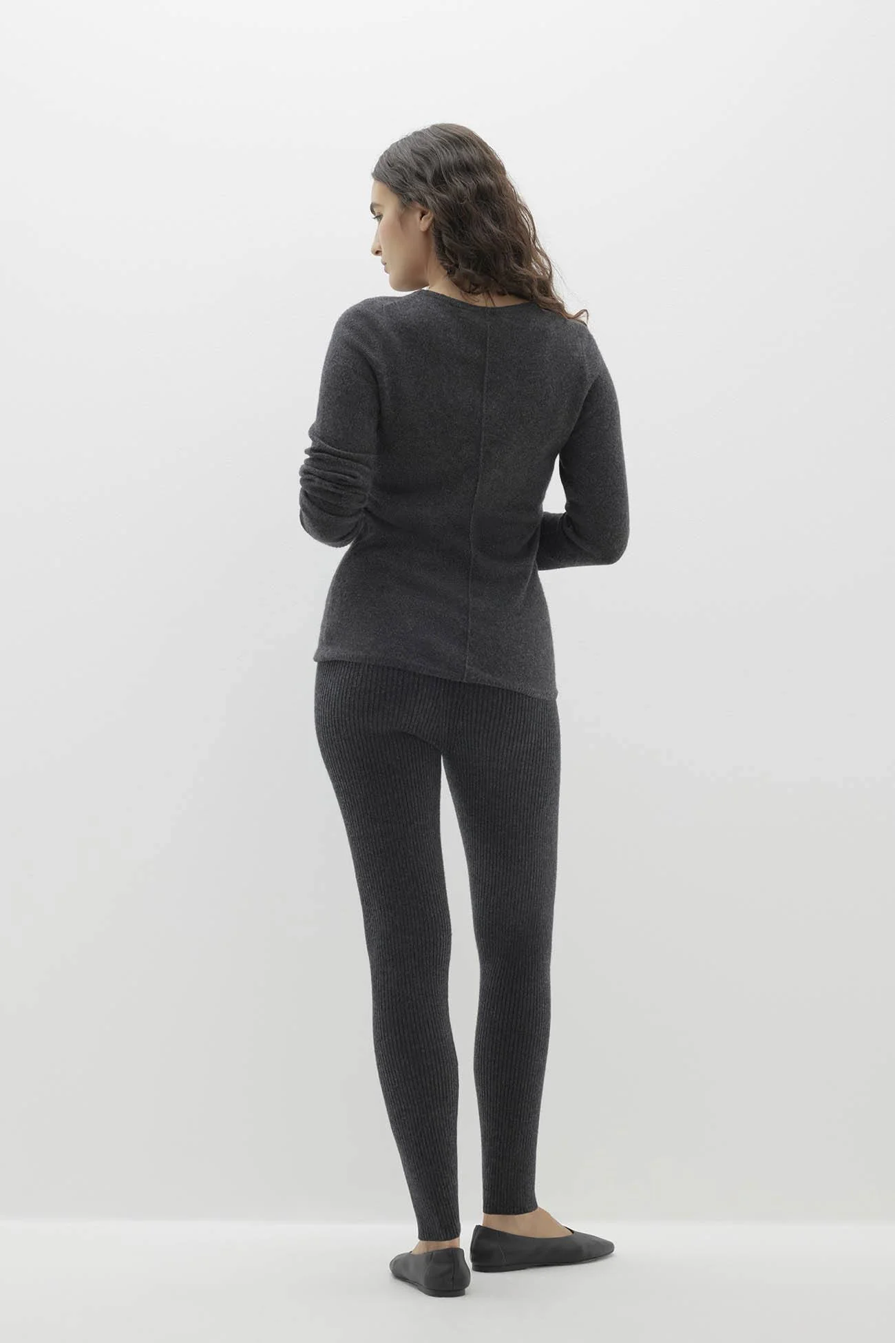 ADDY CREWNECK CASHMERE SWEATER - Image 12