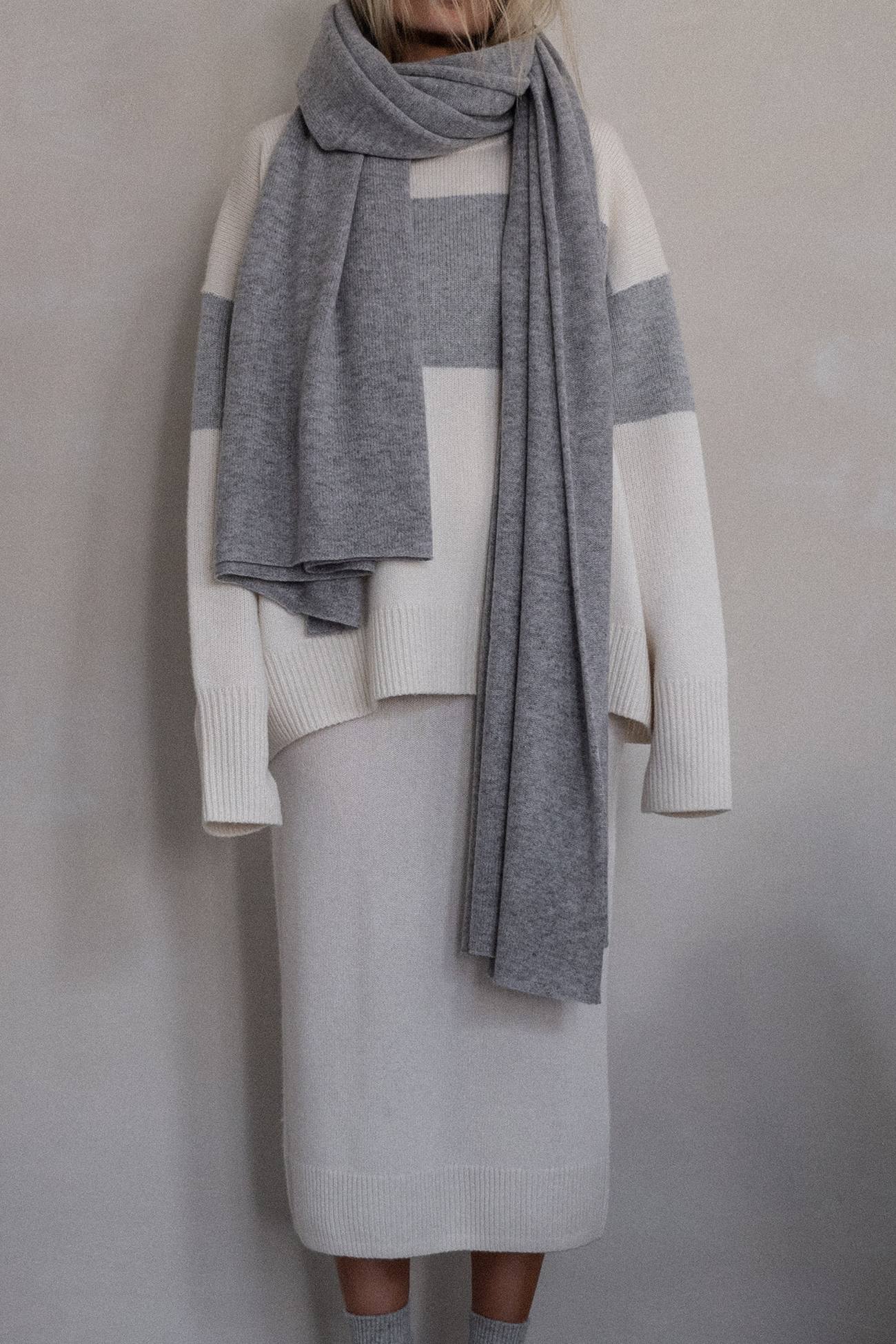 AGATHA STRIPED CASHMERE TURTLENECK SWEATER - Image 8