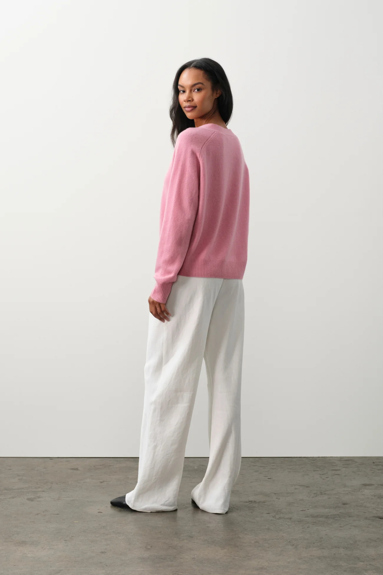 ALTHEA FEATHERWEIGHT CASHMERE CARDIGAN - Image 4