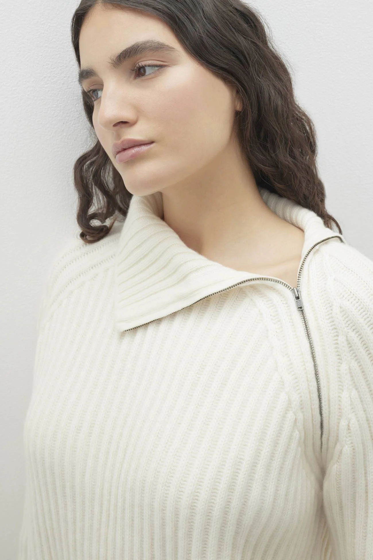 ARYANA CASHMERE TURTLENECK SWEATER - Image 12