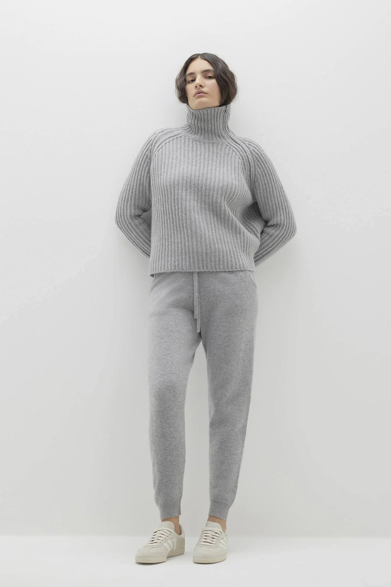 ARYANA CASHMERE TURTLENECK SWEATER - Image 15