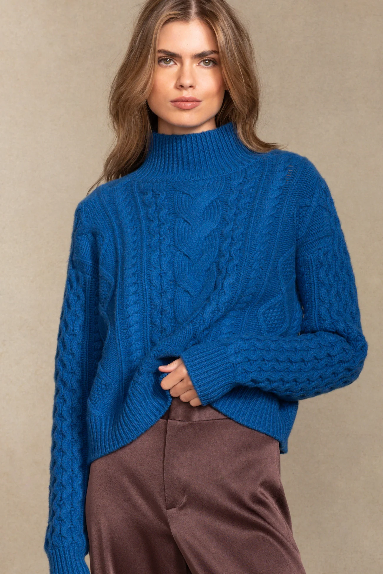 AVRIL CABLE TURTLENECK - Image 12