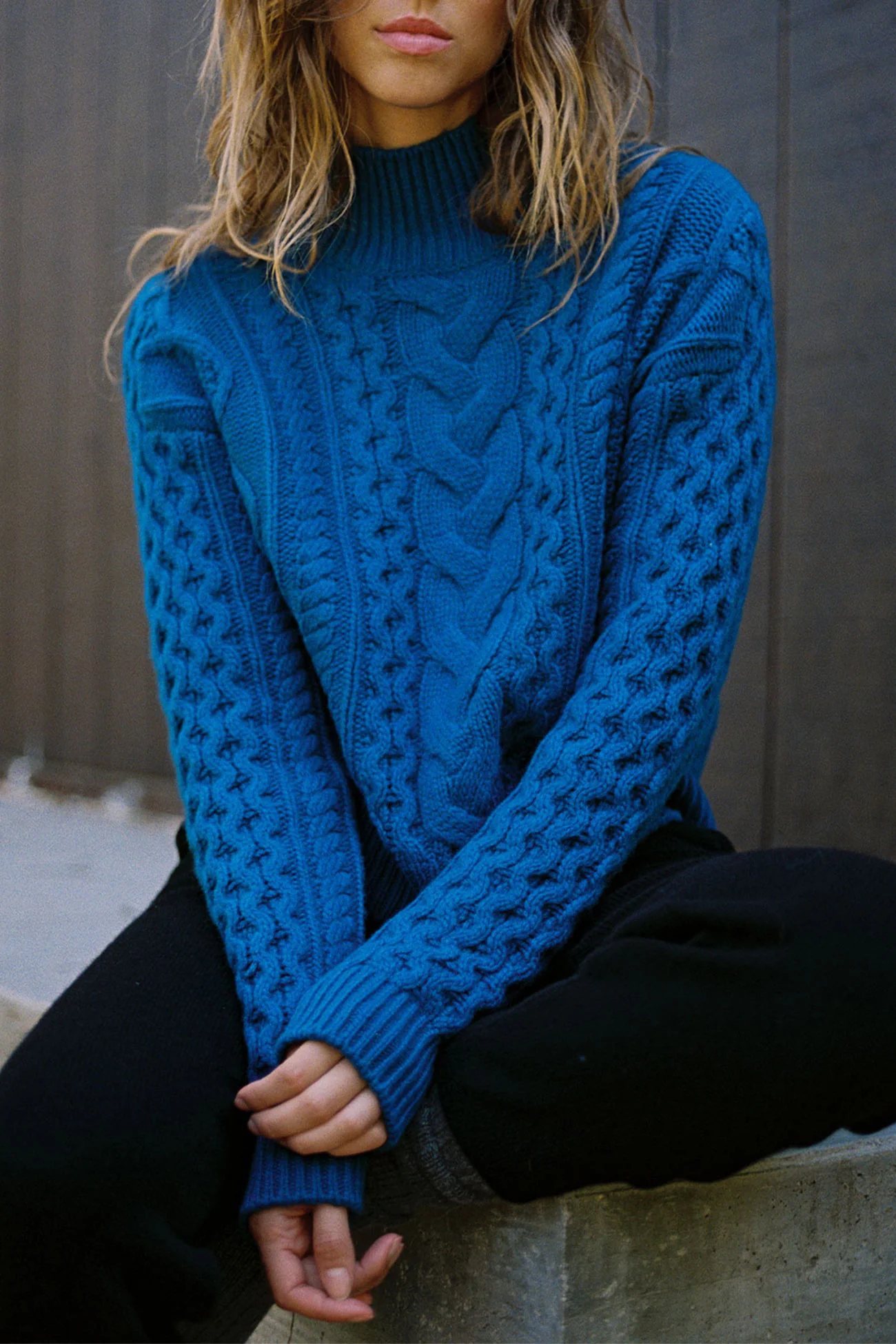 AVRIL CABLE TURTLENECK - Image 15