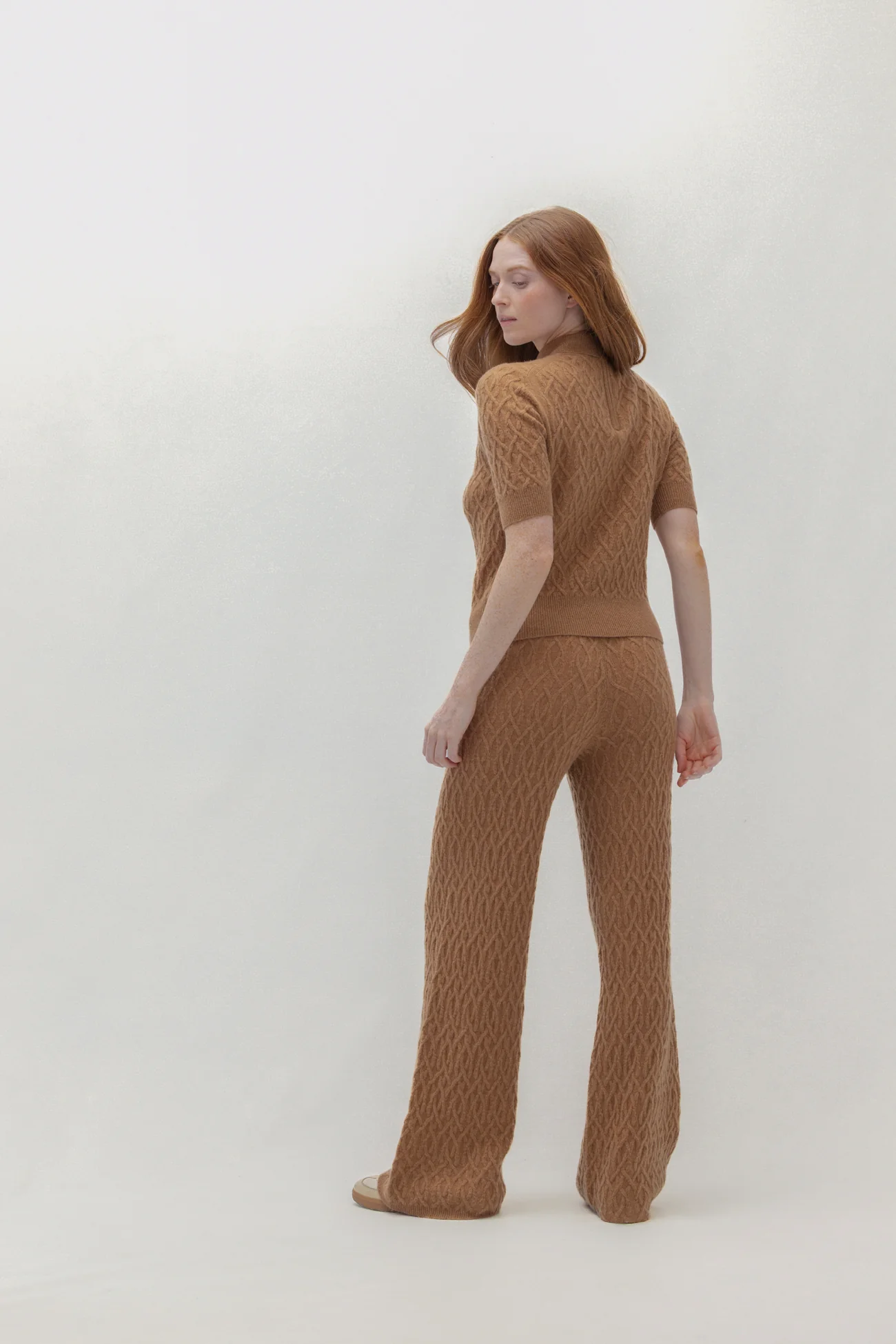 CABLE KNIT MOCK NECK - Image 3