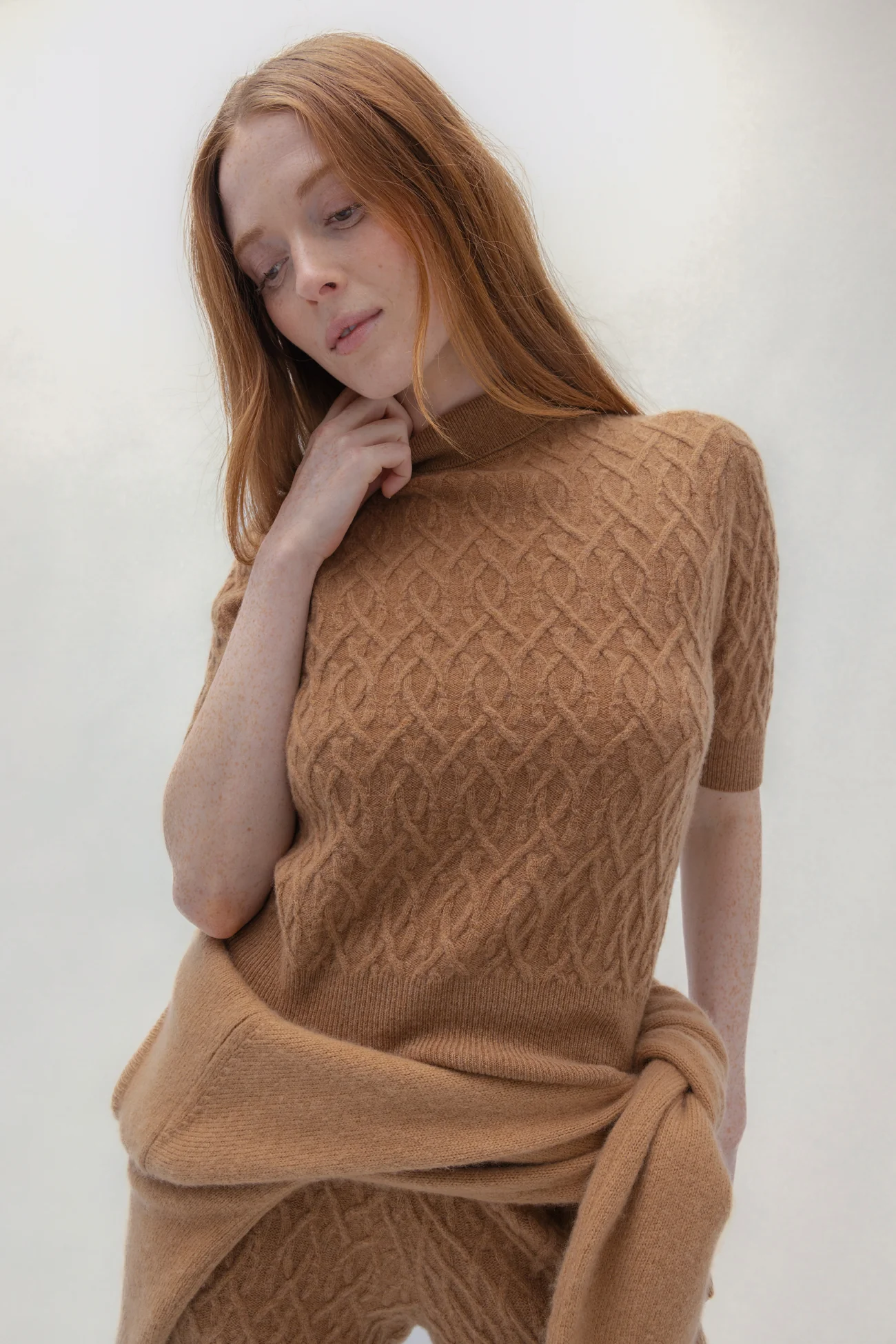 CABLE KNIT MOCK NECK - Image 5