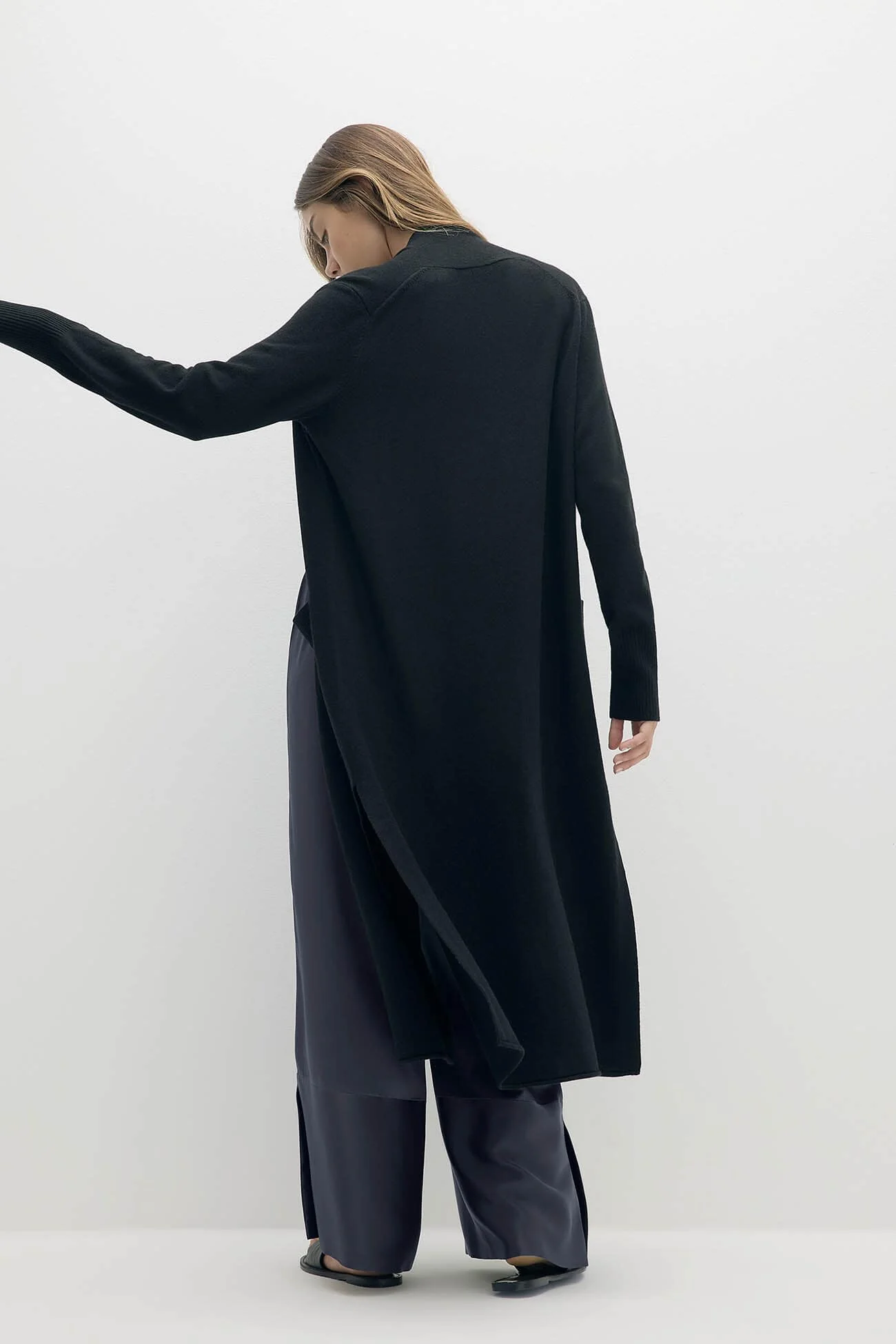 CARMELA LONGLINE CASHMERE CARDIGAN - Image 15