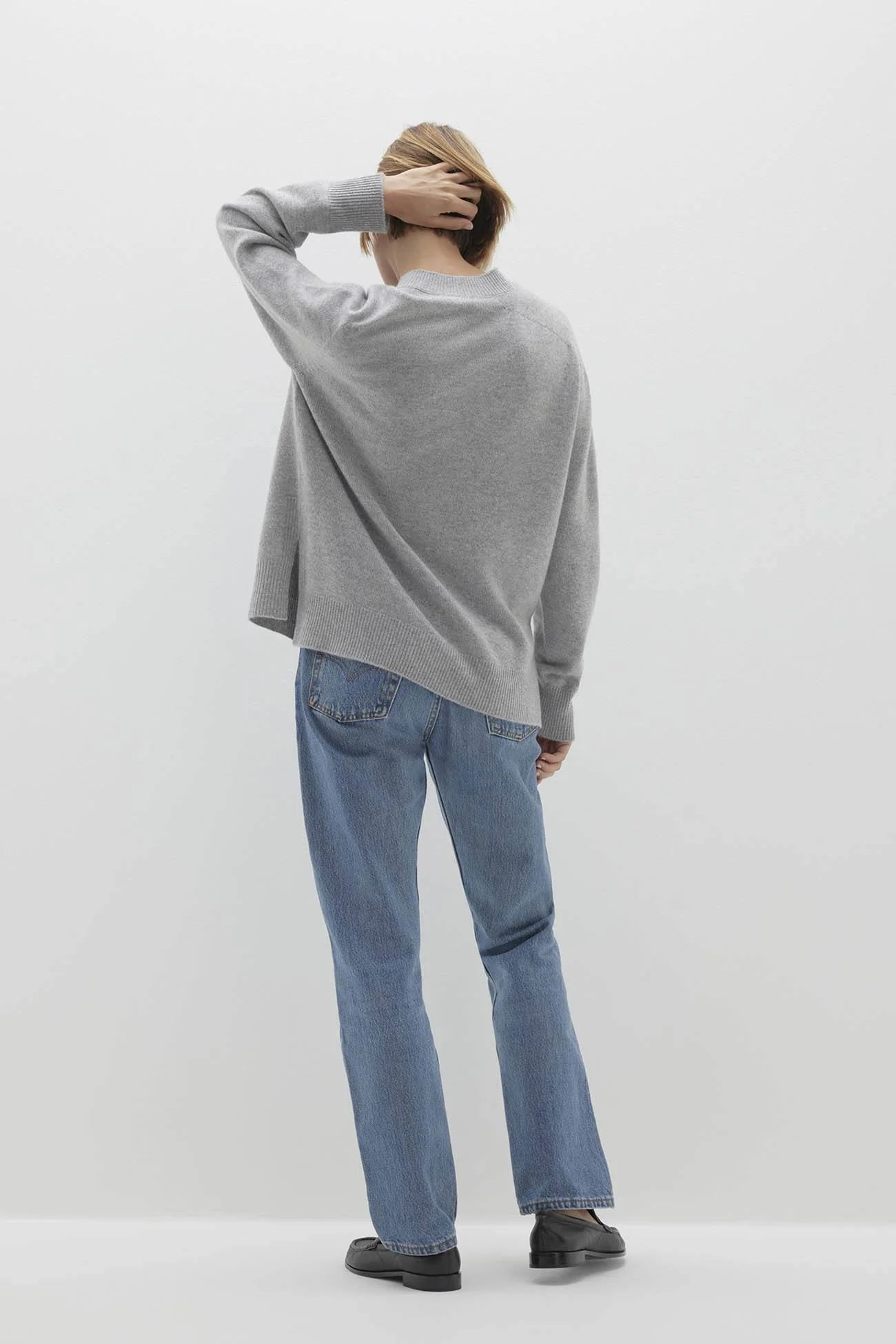 CELESTE V-NECK CASHMERE SWEATER - Image 14