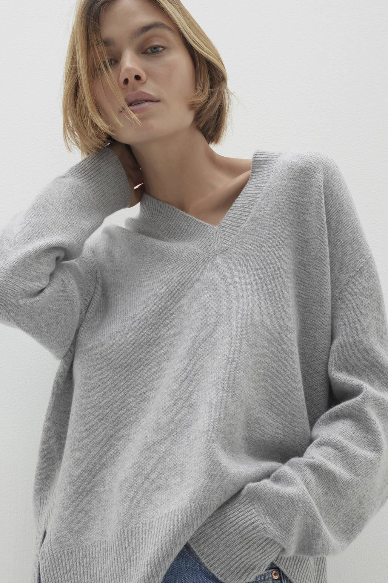 CELESTE V-NECK CASHMERE SWEATER - Image 16