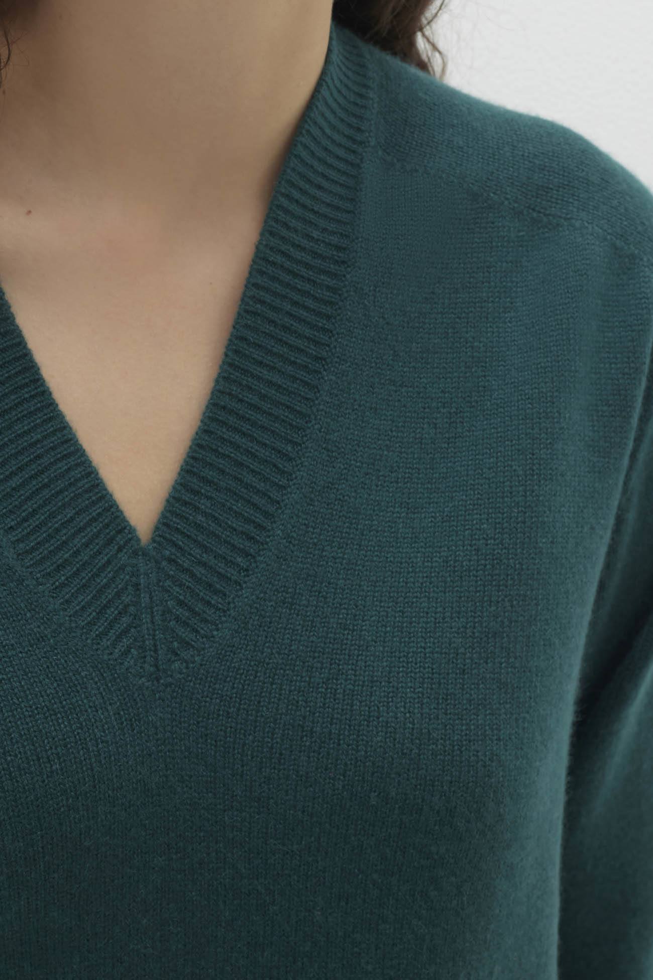 CELESTE V-NECK CASHMERE SWEATER - Image 4