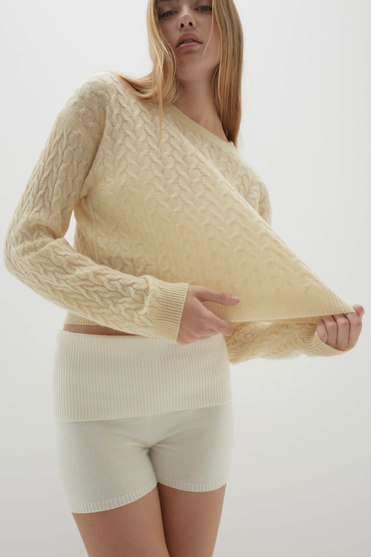 CHRISSY CROPPED CABLE KNIT SWEATER - Image 21
