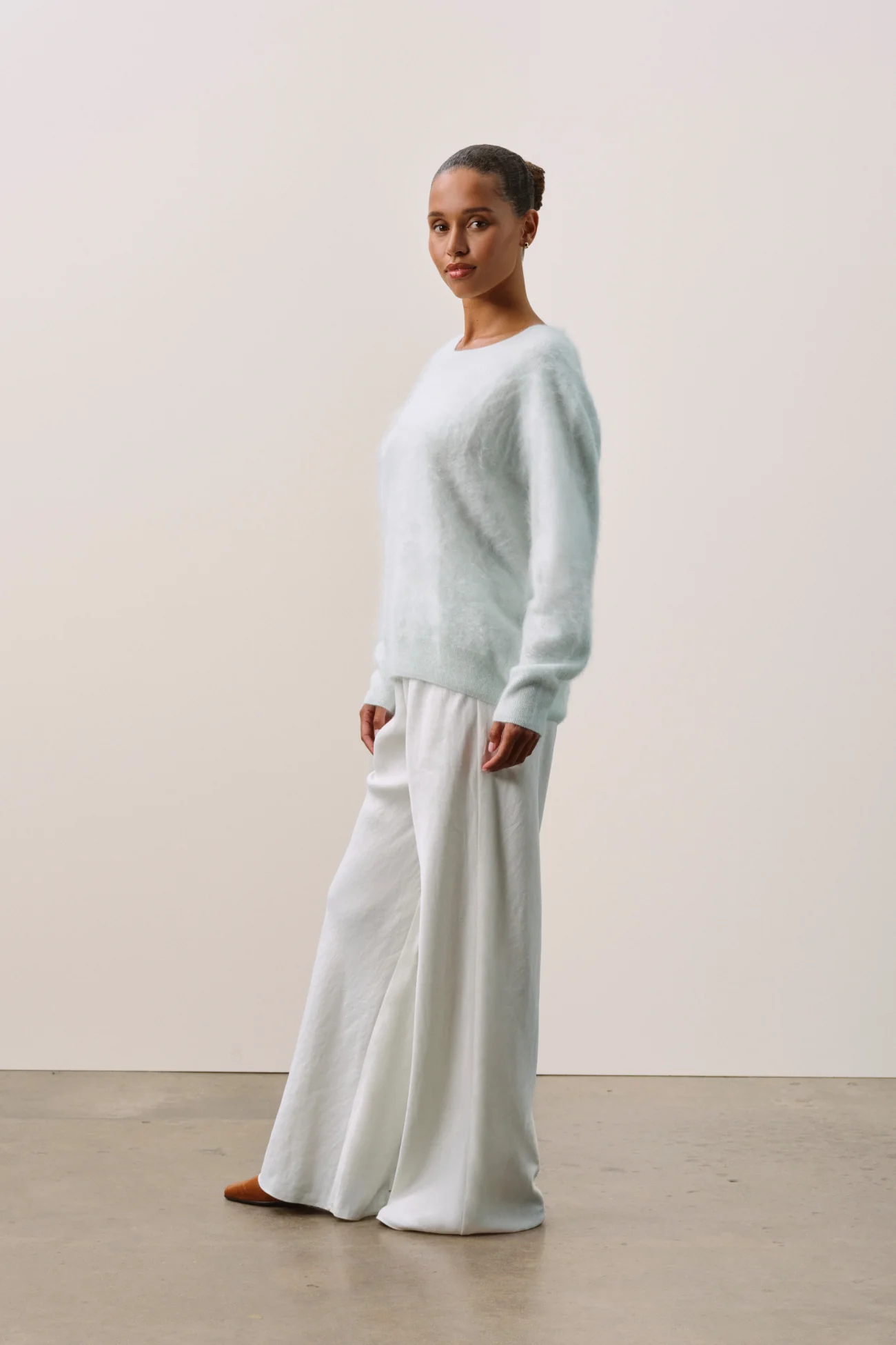 DOVE BRUSHED CASHMERE BOATNECK - Image 10