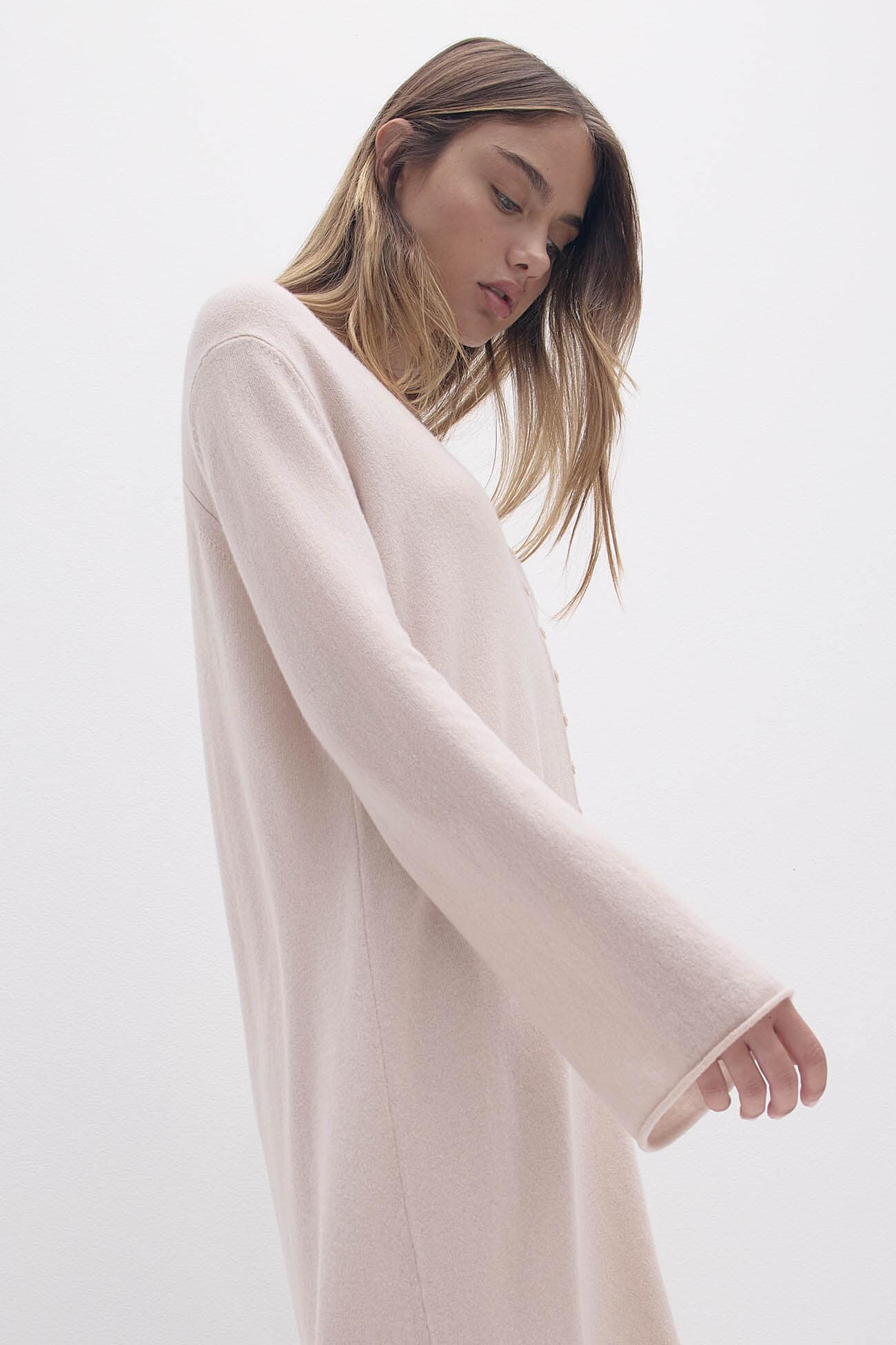 ELOISE BUTTON-FRONT CASHMERE KAFTAN - Image 10