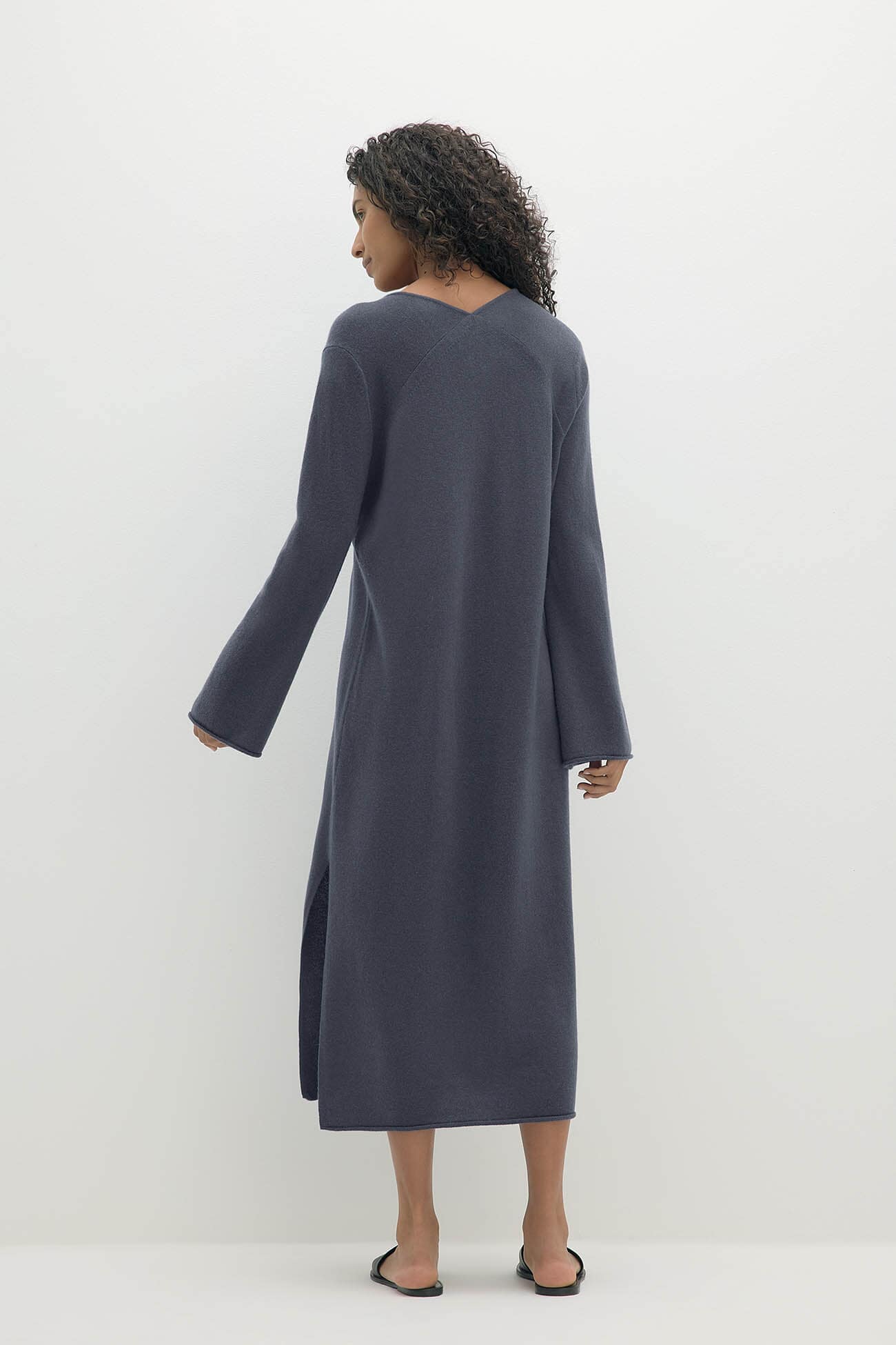 ELOISE BUTTON-FRONT CASHMERE KAFTAN - Image 16