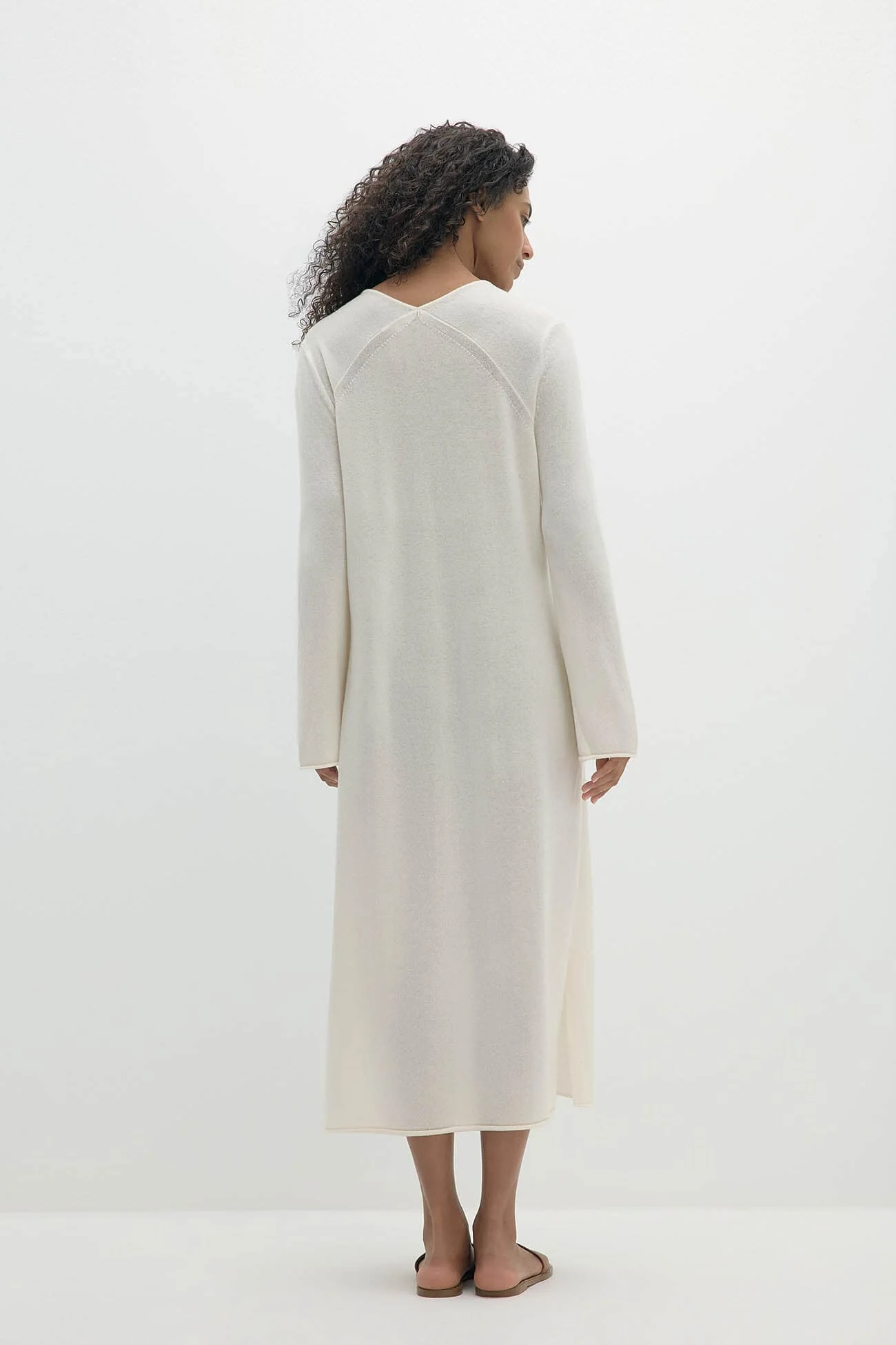 ELOISE BUTTON-FRONT CASHMERE KAFTAN - Image 3
