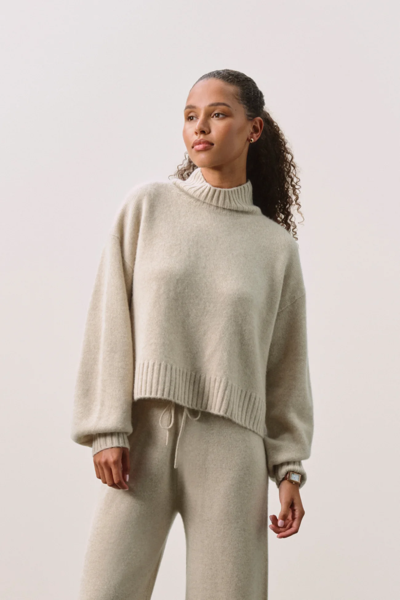 EMBER CASHMERE TURTLENECK - Image 9