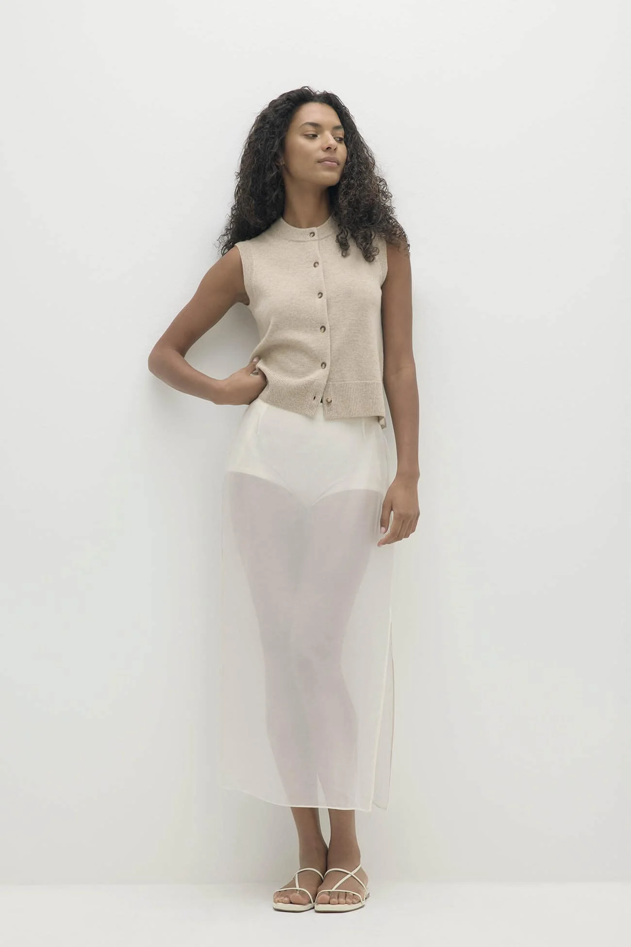 EMMALINE BUTTON-UP CASHMERE SWEATER VEST - Image 19