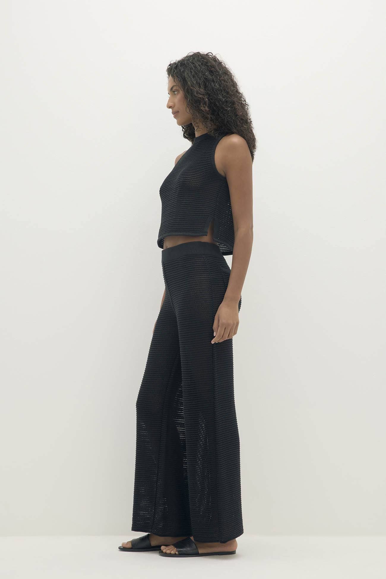 ESSENSE CREWNECK TANK - Image 13