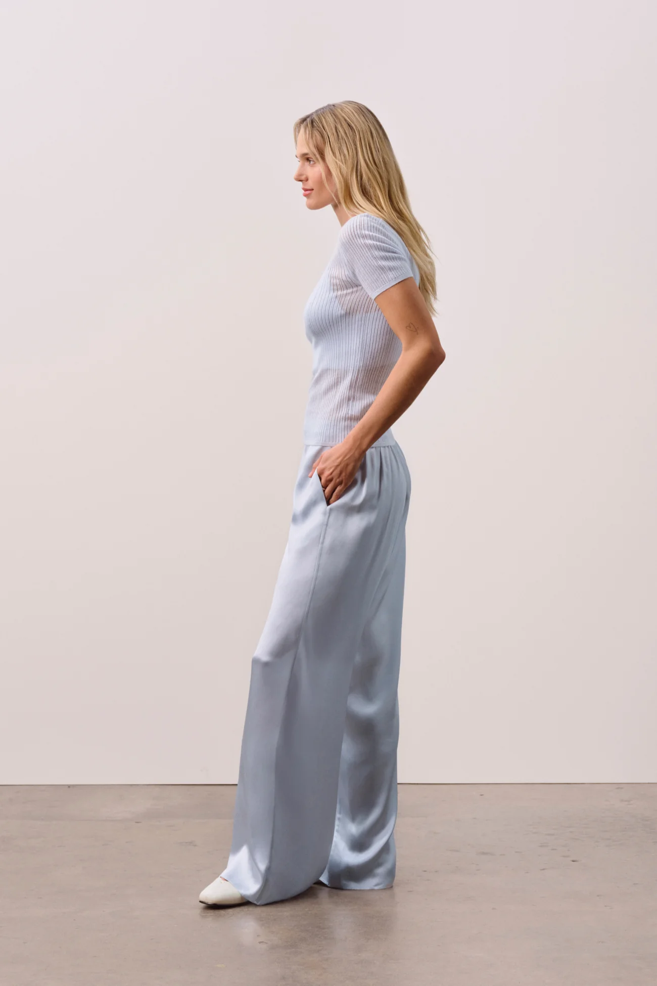 ETTA TRELLIS CASHMERE TEE - Image 10