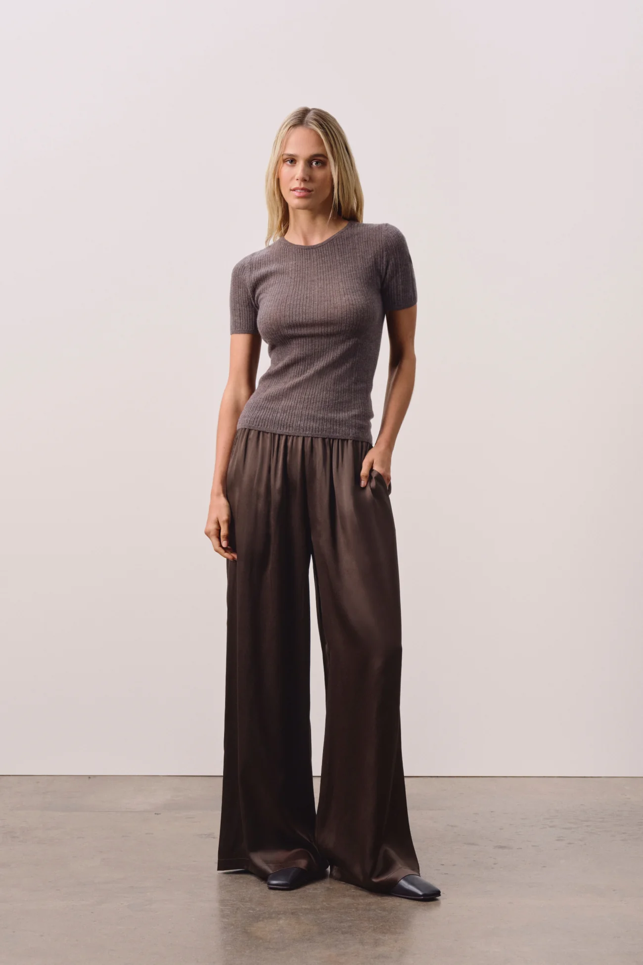 ETTA TRELLIS CASHMERE TEE - Image 21