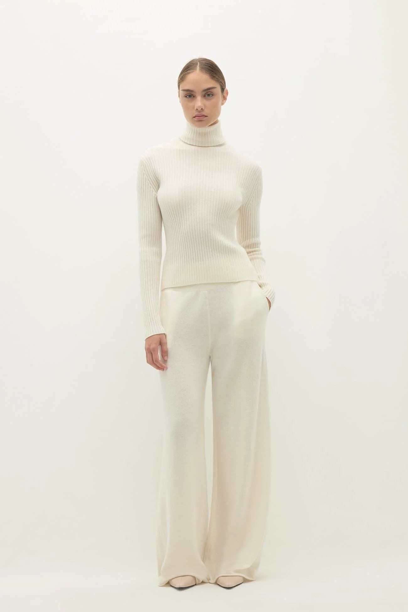 HELLY RIBBED TURTLENECK