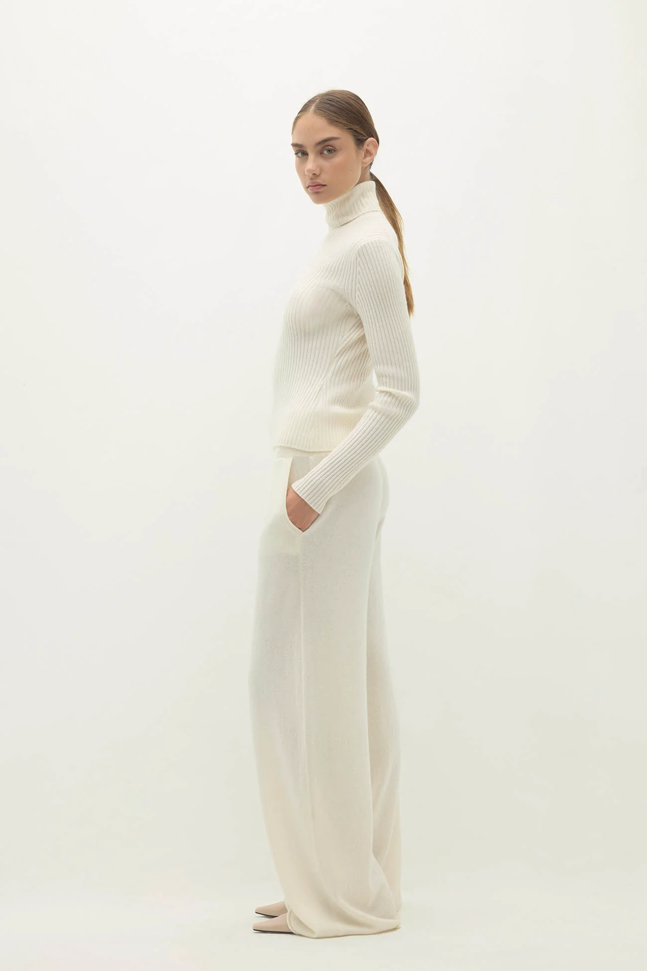 HELLY RIBBED TURTLENECK - Image 2