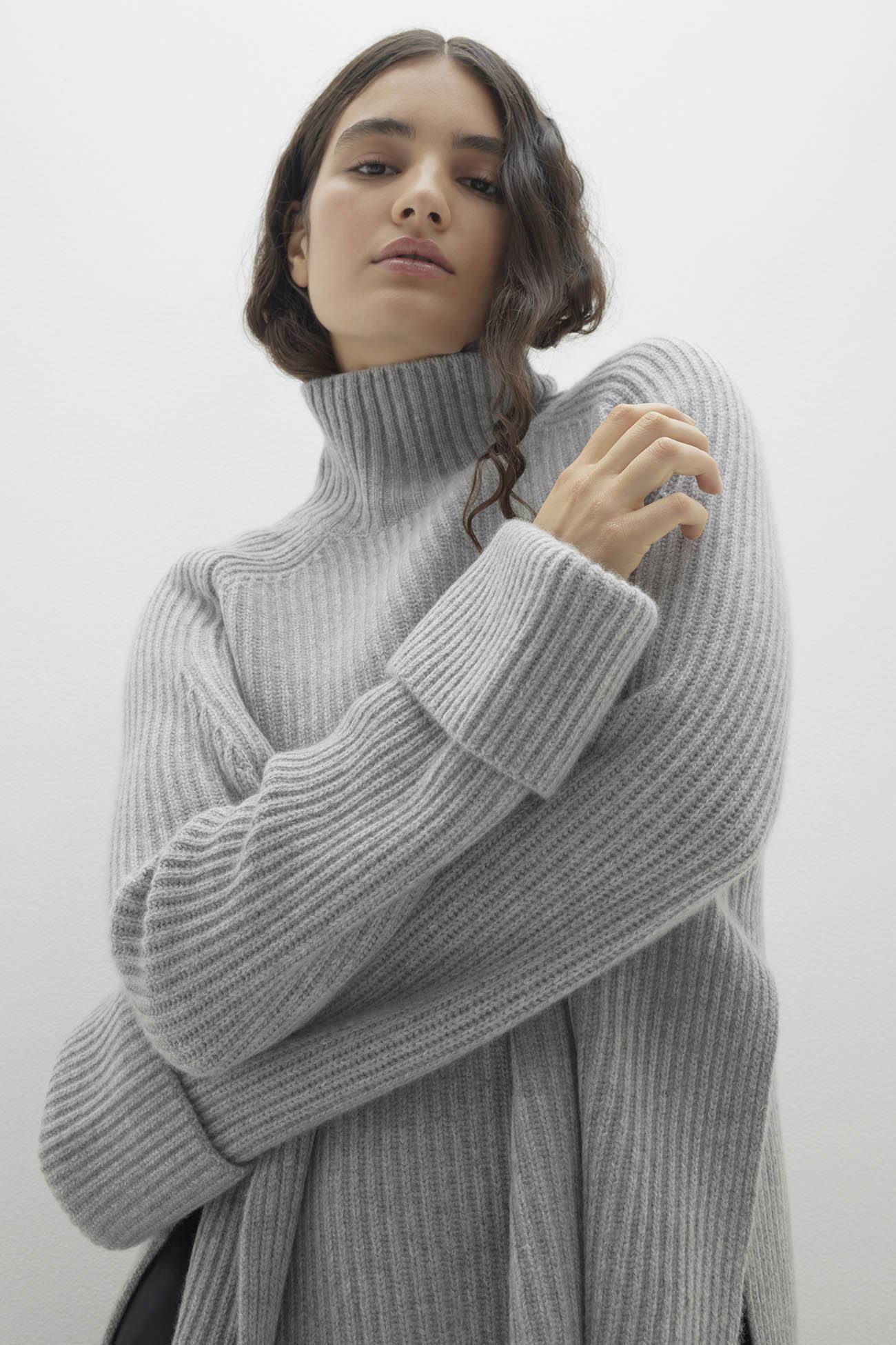 ISABELLA CASHMERE TURTLENECK - Image 10