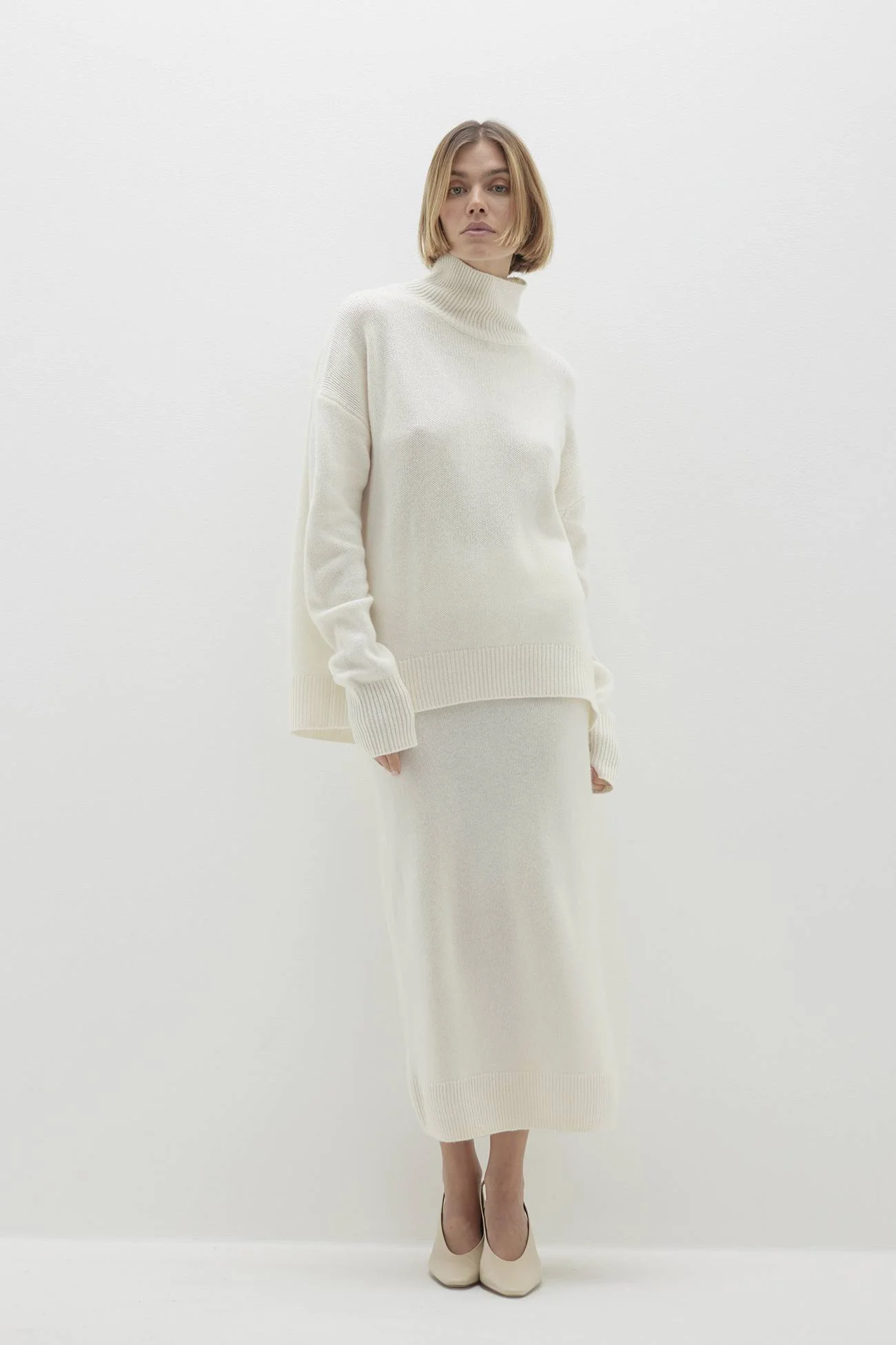 JOSLYN TURTLENECK CASHMERE SWEATER - Image 20
