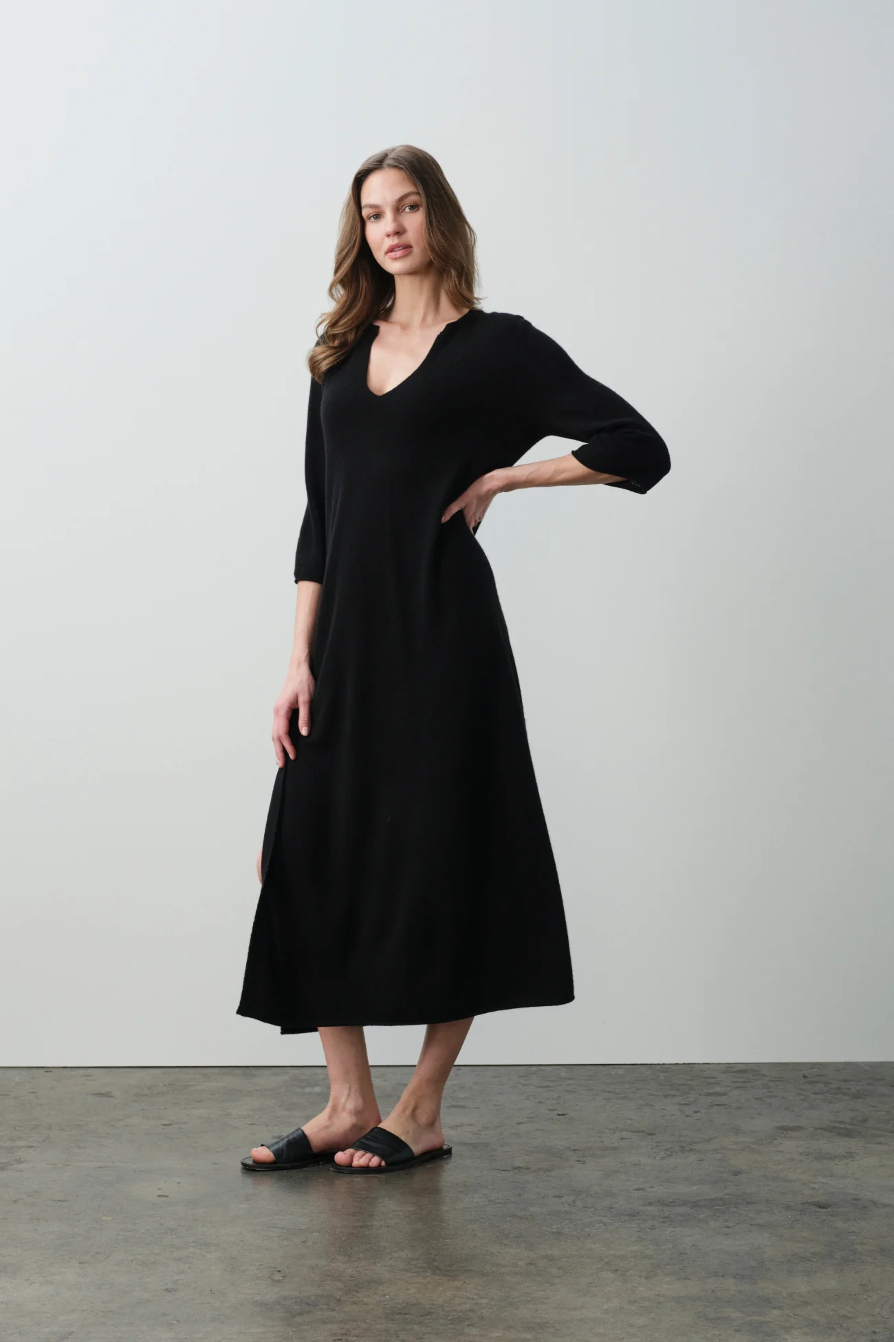 KATALINA FEATHERWEIGHT CASHMERE KAFTAN - Image 4