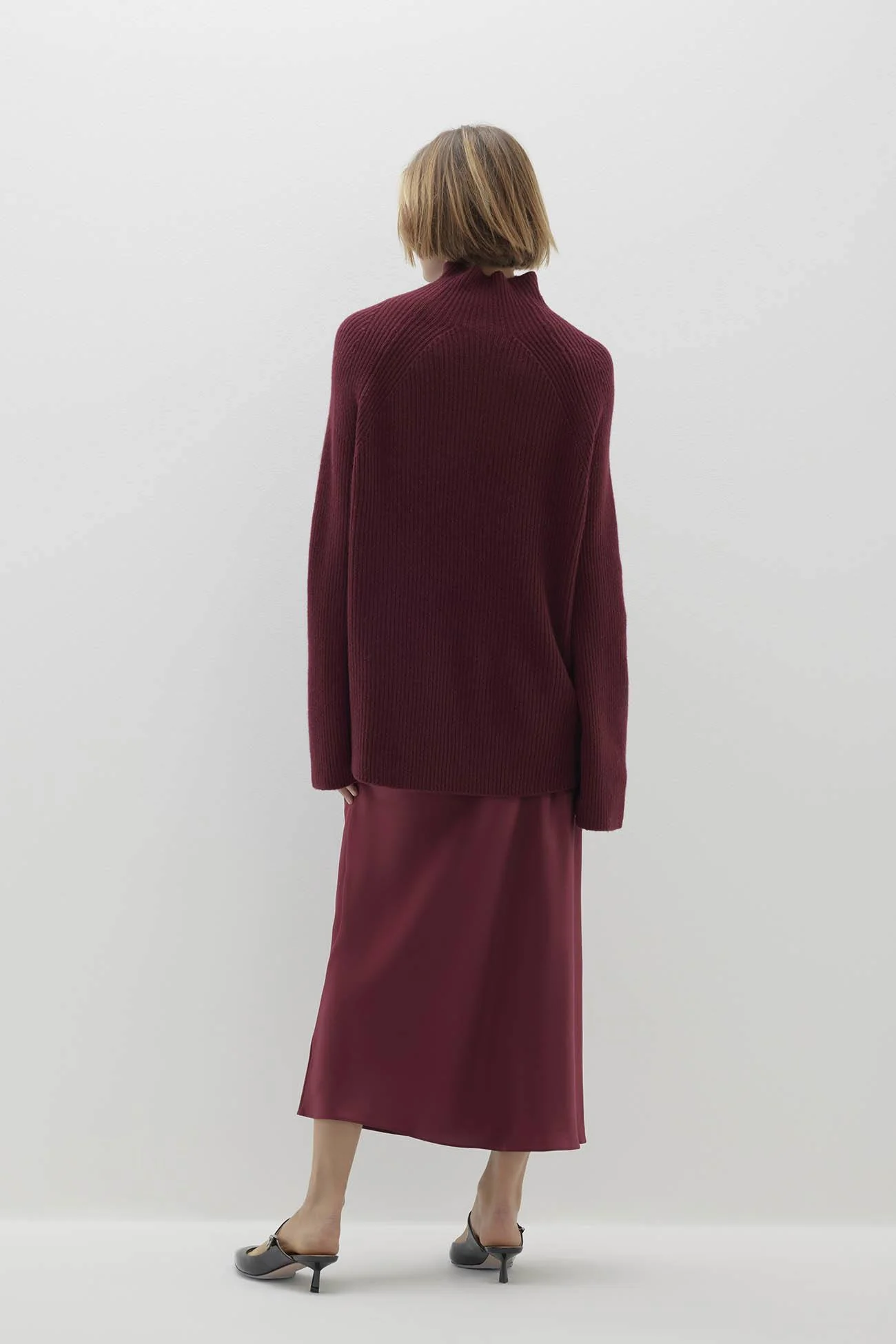 KORA CASHMERE MOCK NECK SWEATER - Image 9