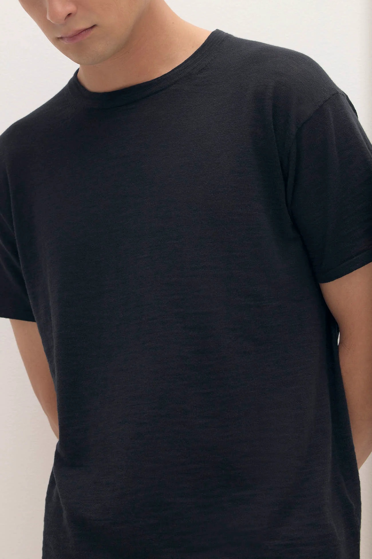 KYLE LINEN CREWNECK TEE - Image 10