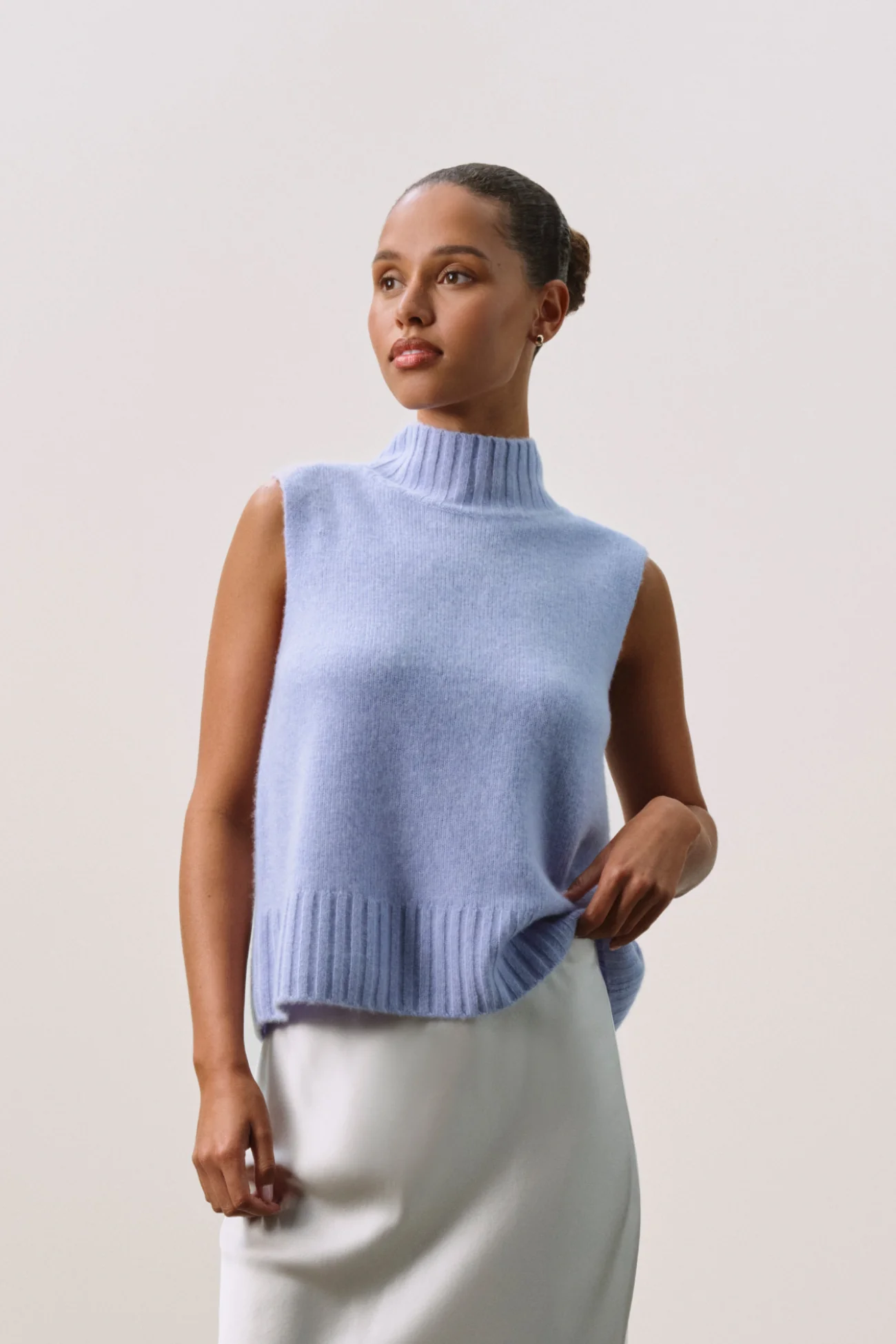 LOUISA SLEEVELESS MOCK NECK - Image 16