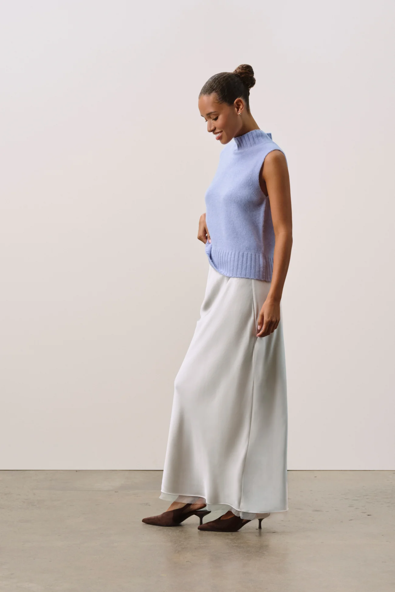 LOUISA SLEEVELESS MOCK NECK - Image 17