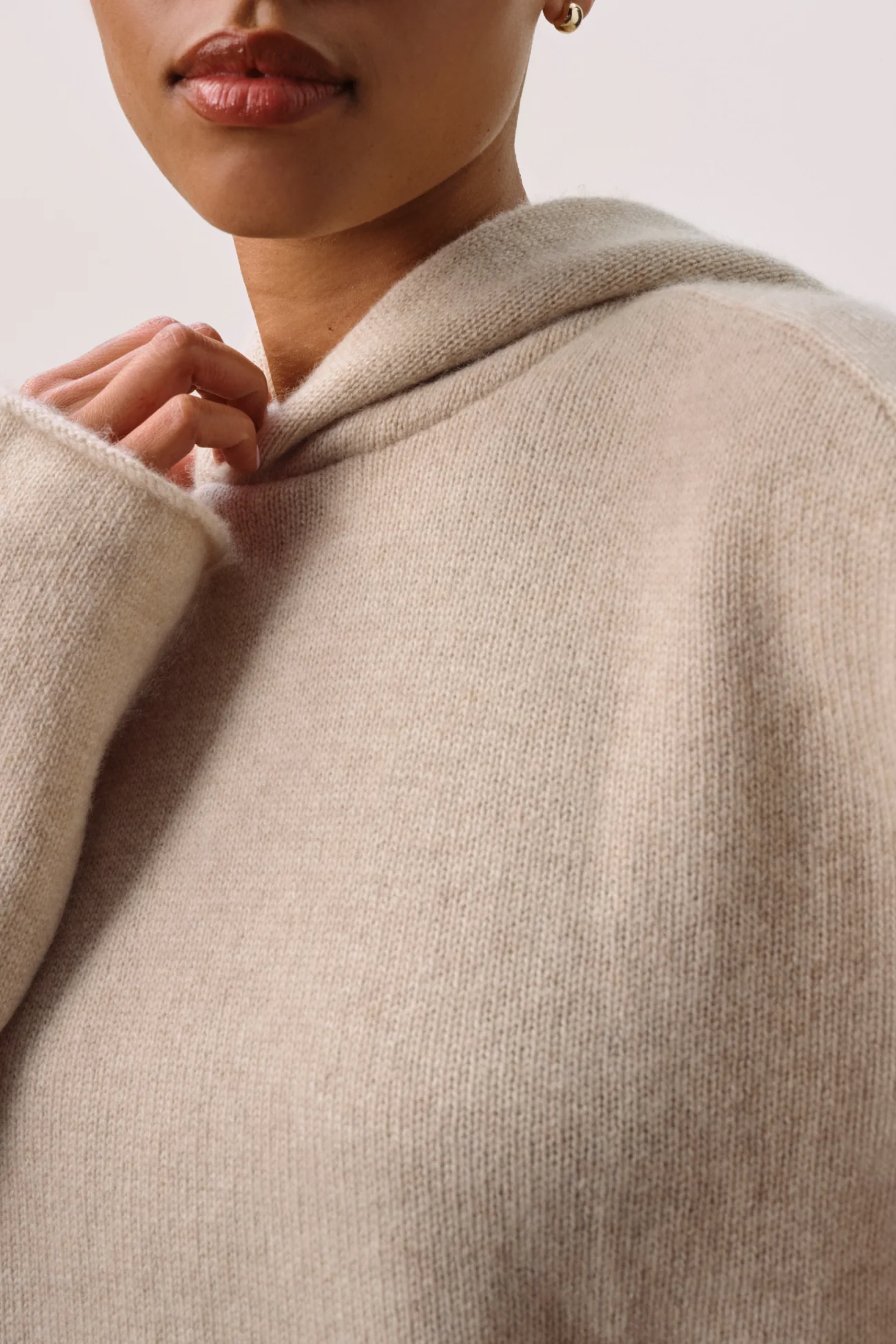MAI CASHMERE HOODIE - Image 23
