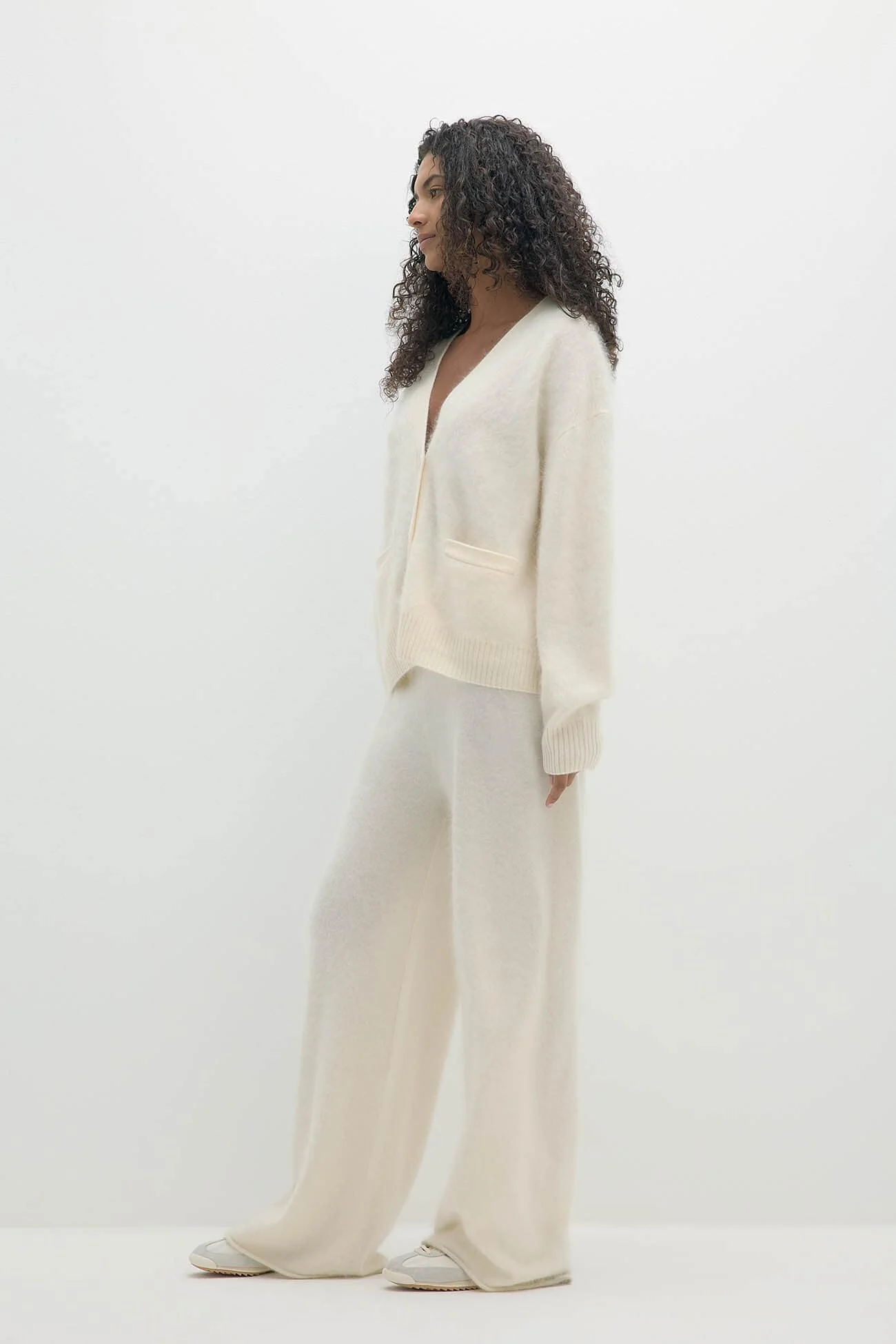 MICHAELA BRUSHED CASHMERE CARDIGAN - Image 28