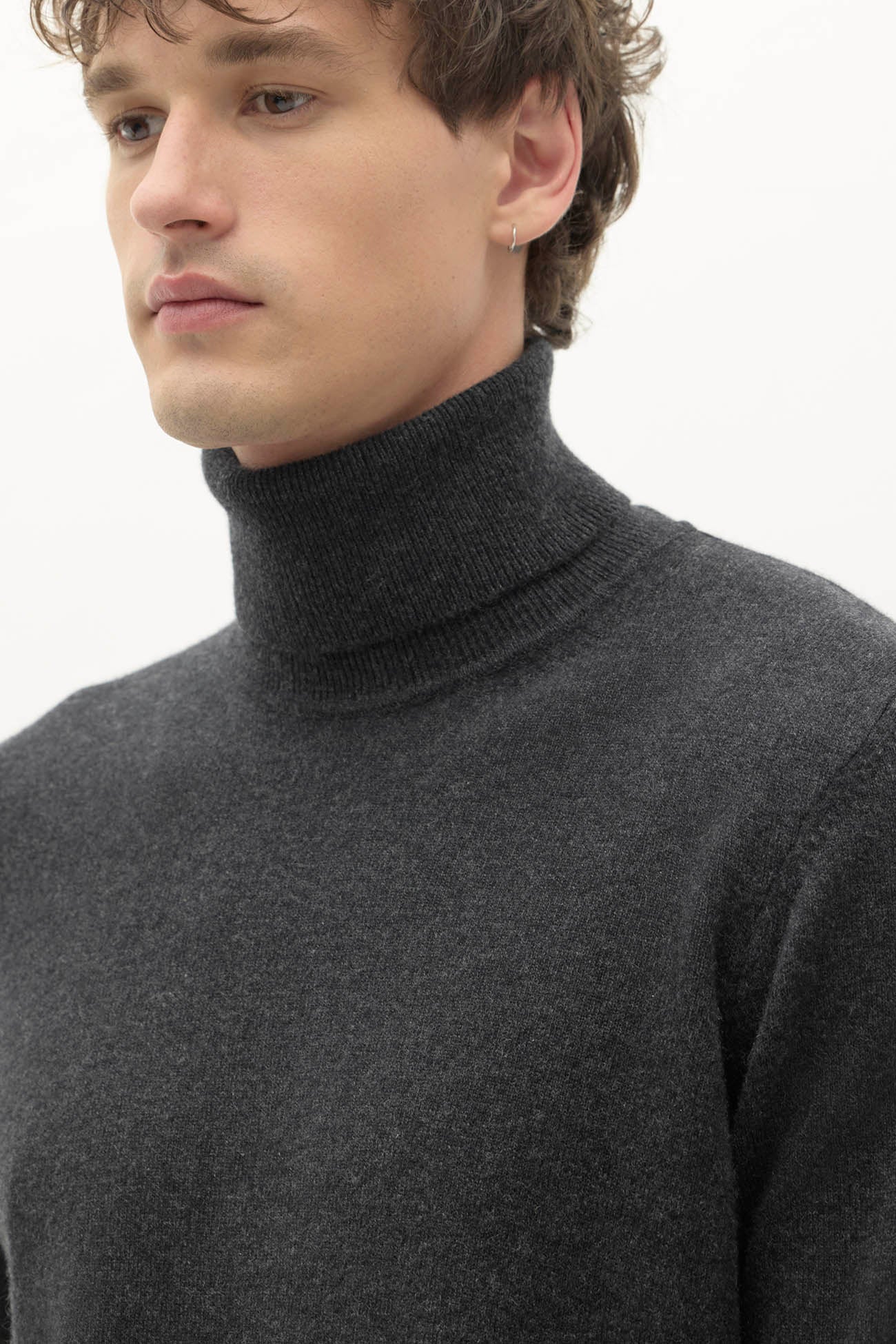 NICHOLO CASHMERE TURTLENECK - Image 5