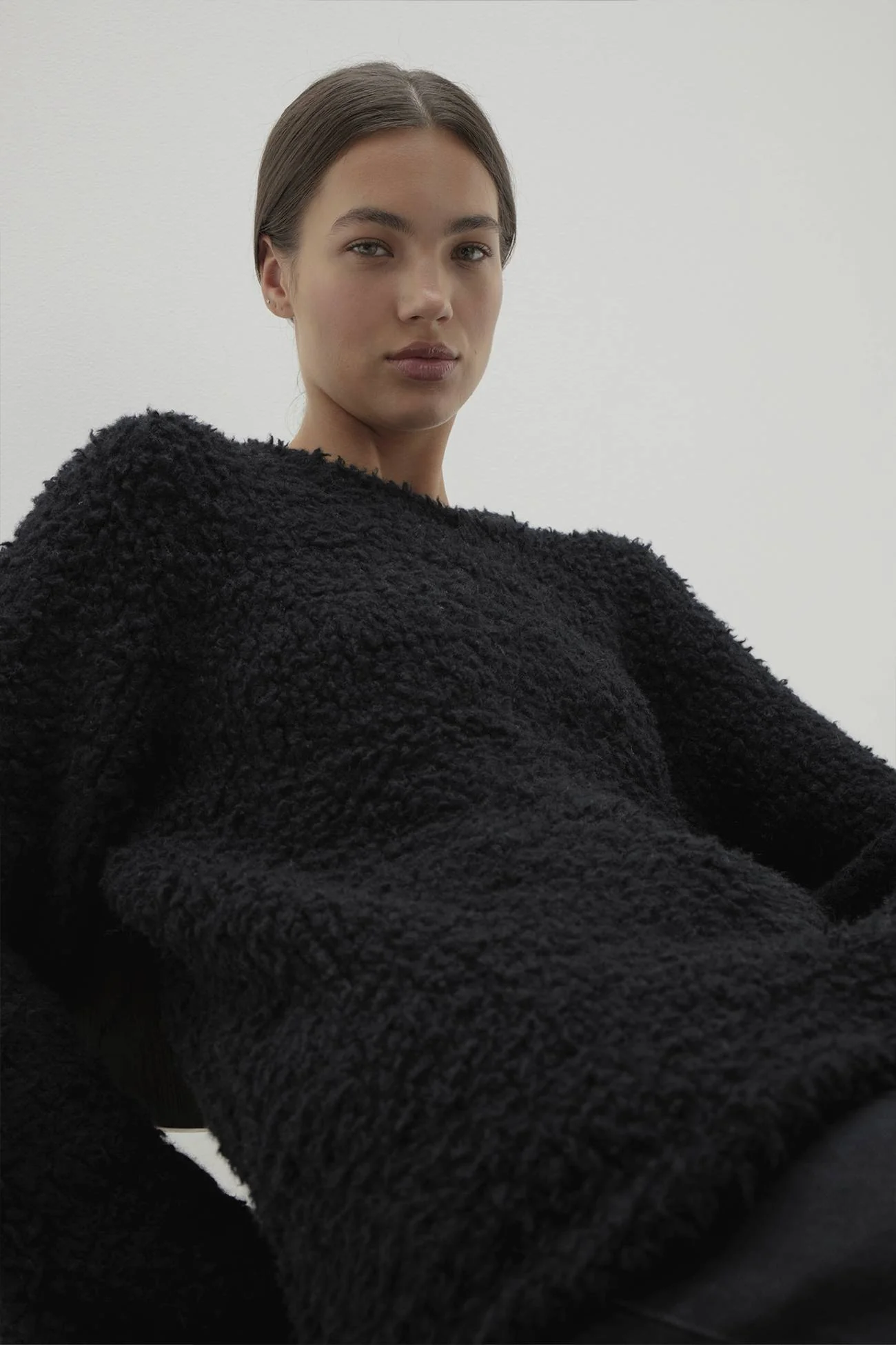 NIMAH TEDDY CREWNECK SWEATER - Image 6