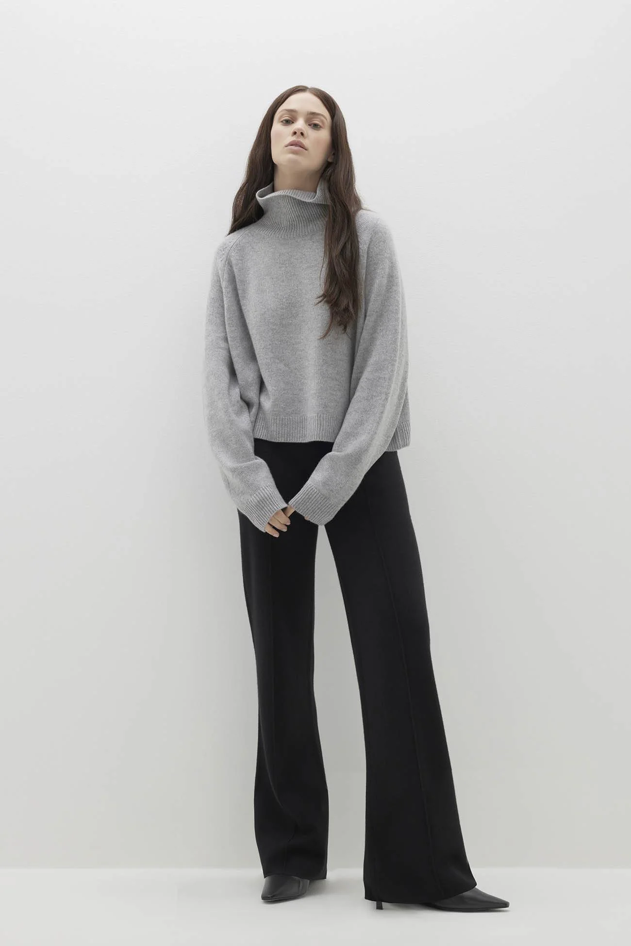 NOELLE TURTLENECK CASHMERE SWEATER - Image 44