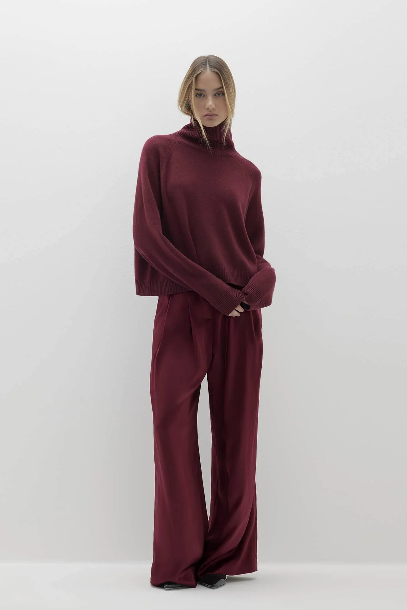 NOELLE TURTLENECK CASHMERE SWEATER - Image 50