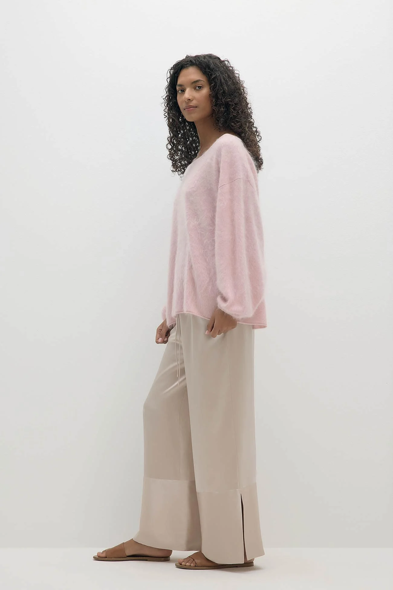 PENELOPE BRUSHED CASHMERE BOATNECK SWEATER - Image 14