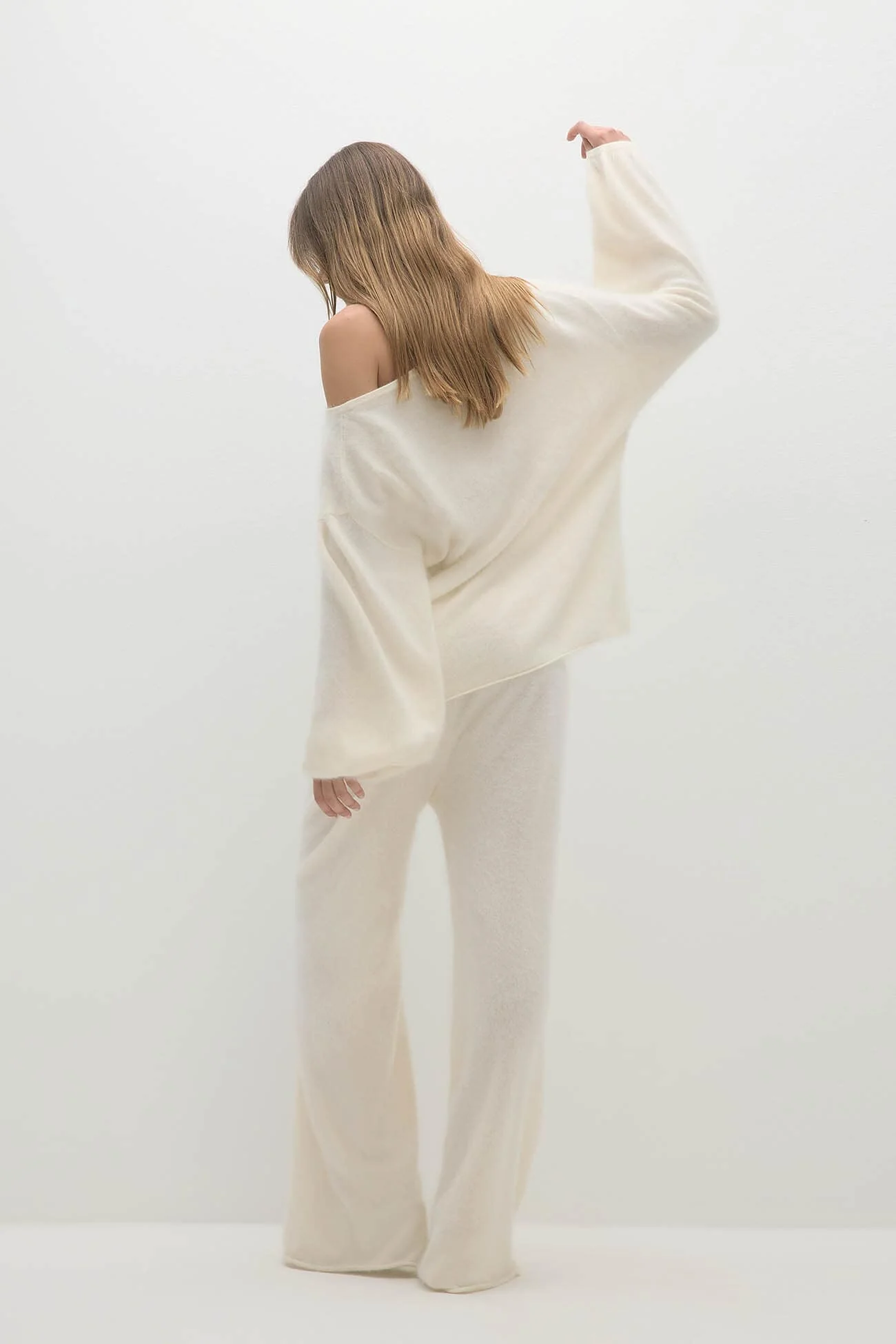 PENELOPE BRUSHED CASHMERE BOATNECK SWEATER - Image 5