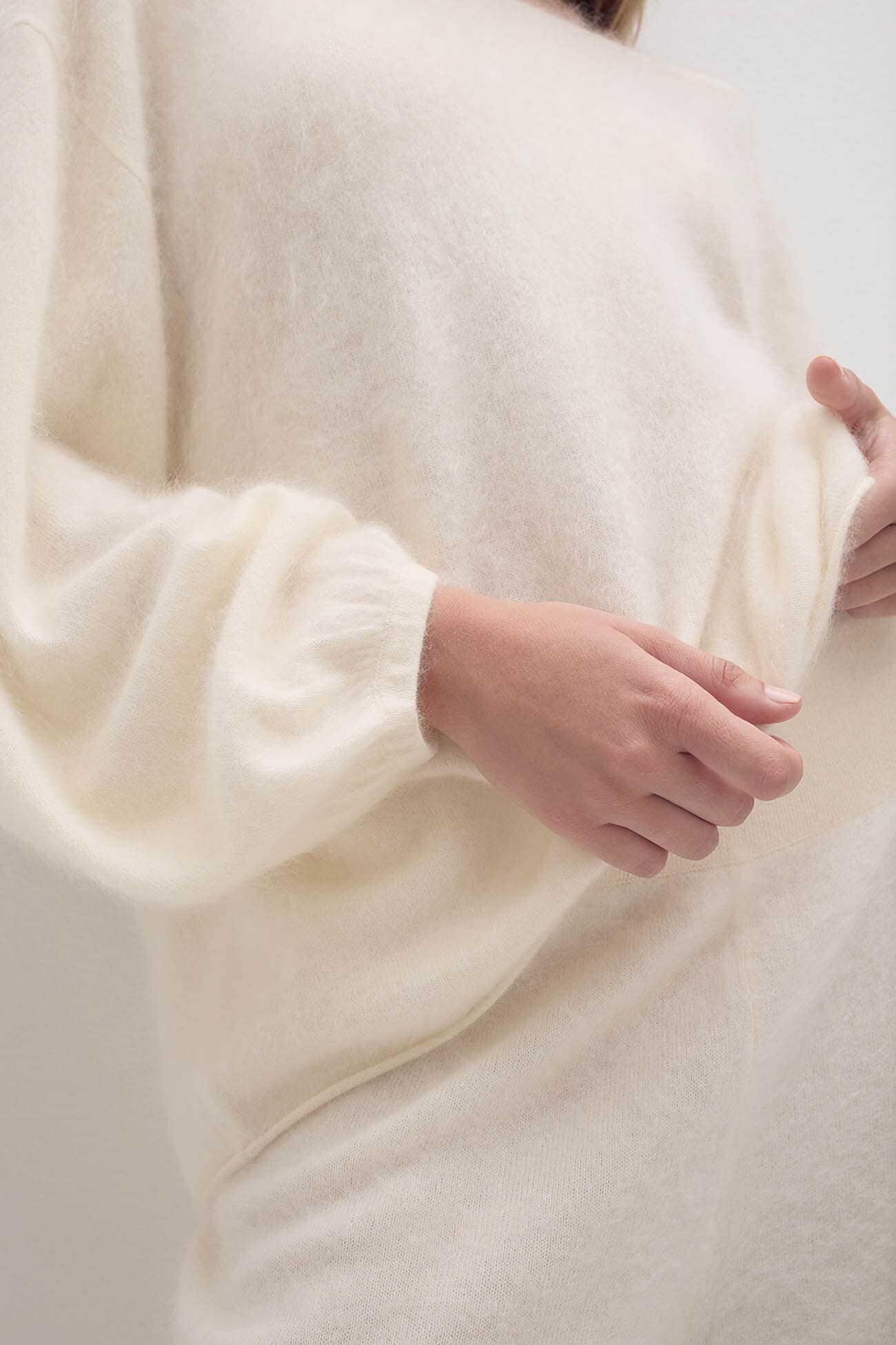 PENELOPE BRUSHED CASHMERE BOATNECK SWEATER - Image 8