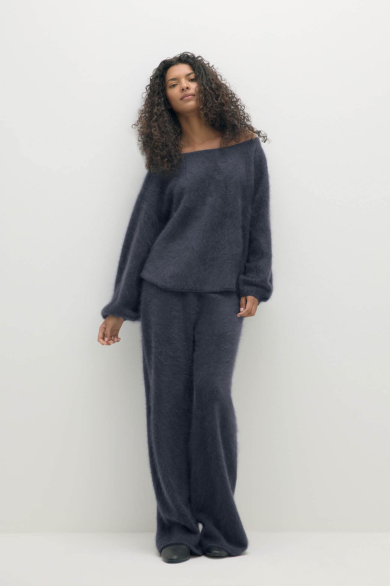 PENELOPE BRUSHED CASHMERE BOATNECK SWEATER - Image 9