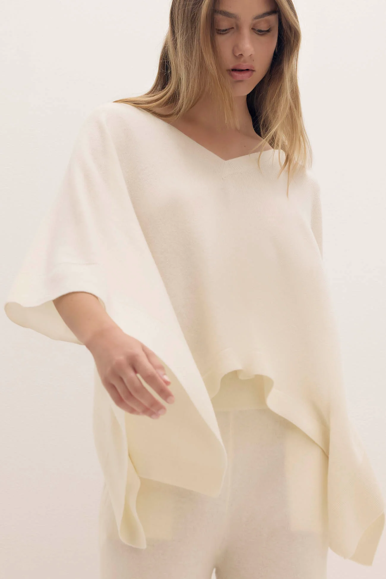 PERLA CASHMERE PONCHO - Image 7
