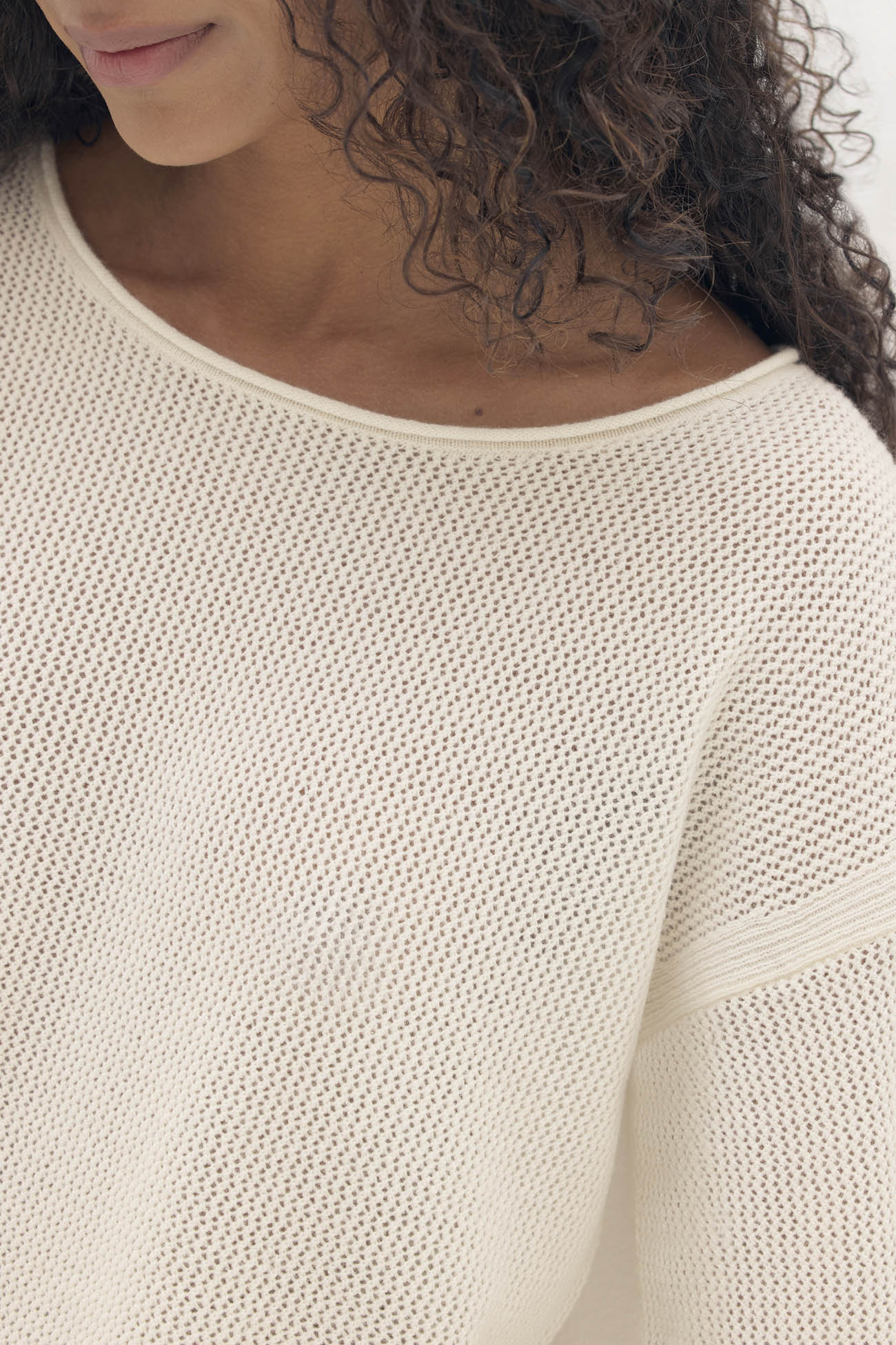 POPPIE CROPPED CASHMERE CREWNECK SWEATER - Image 5