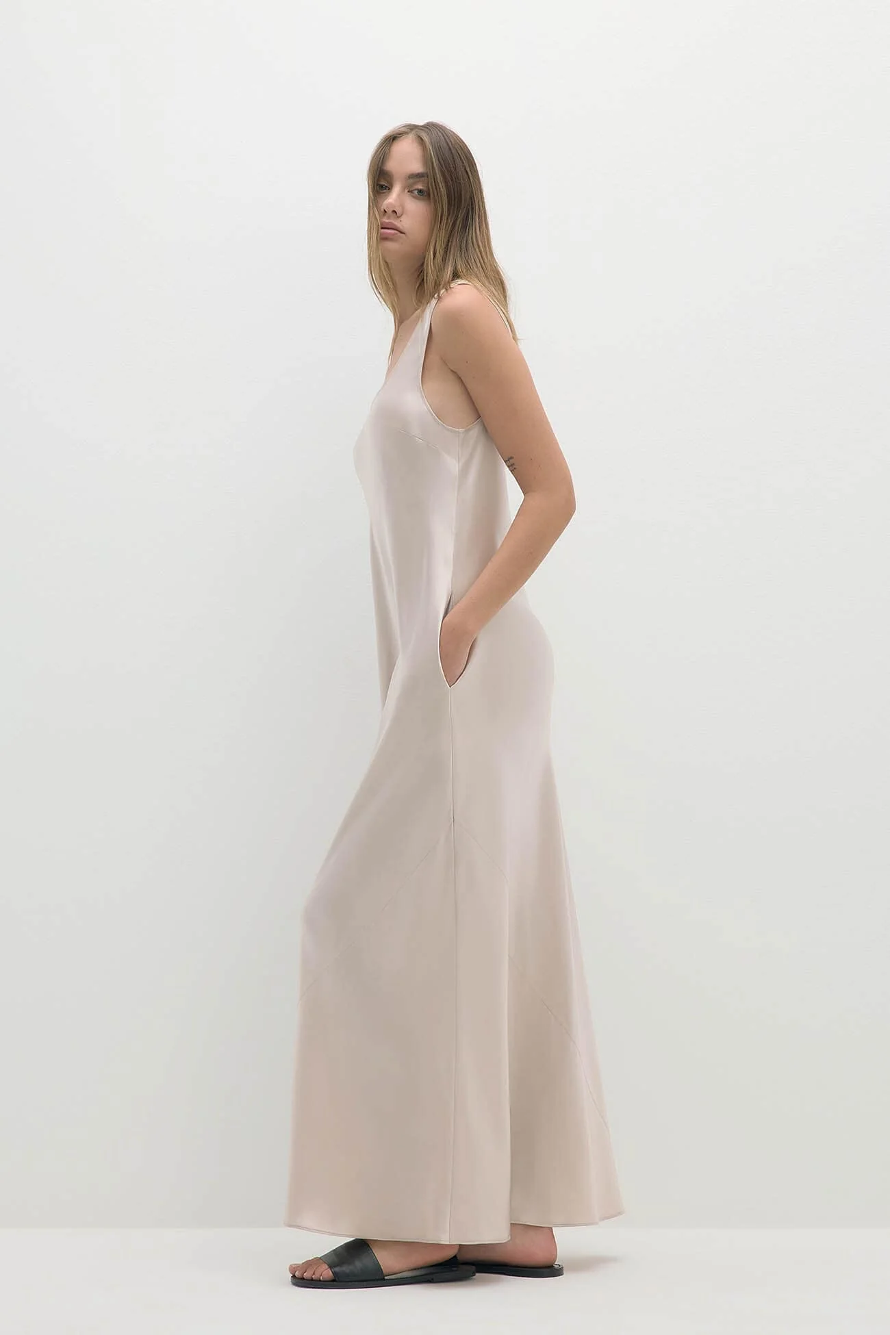 ROSALYN SILK MAXI DRESS - Image 5