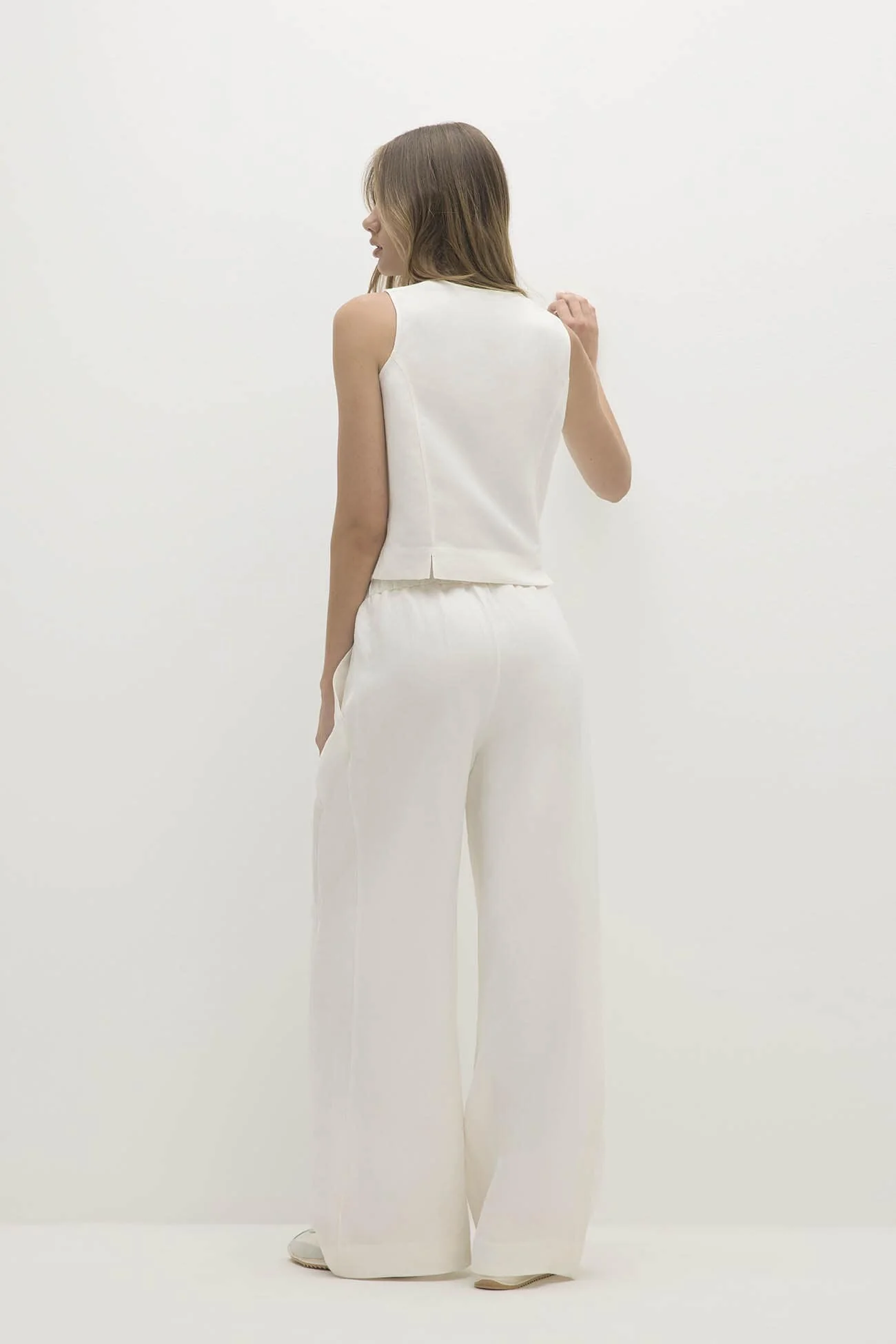 VERONICA CASHMERE BLEND BUTTON-UP VEST - Image 3