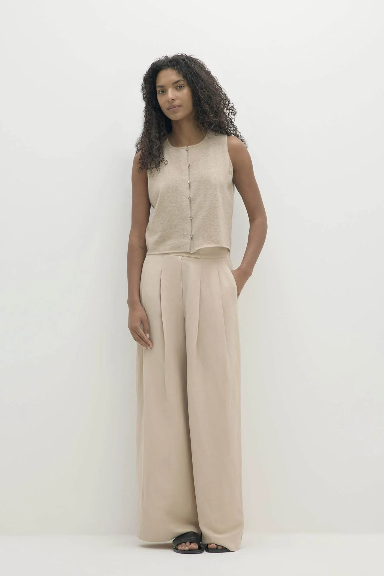 VERONICA CASHMERE BLEND BUTTON-UP VEST - Image 8
