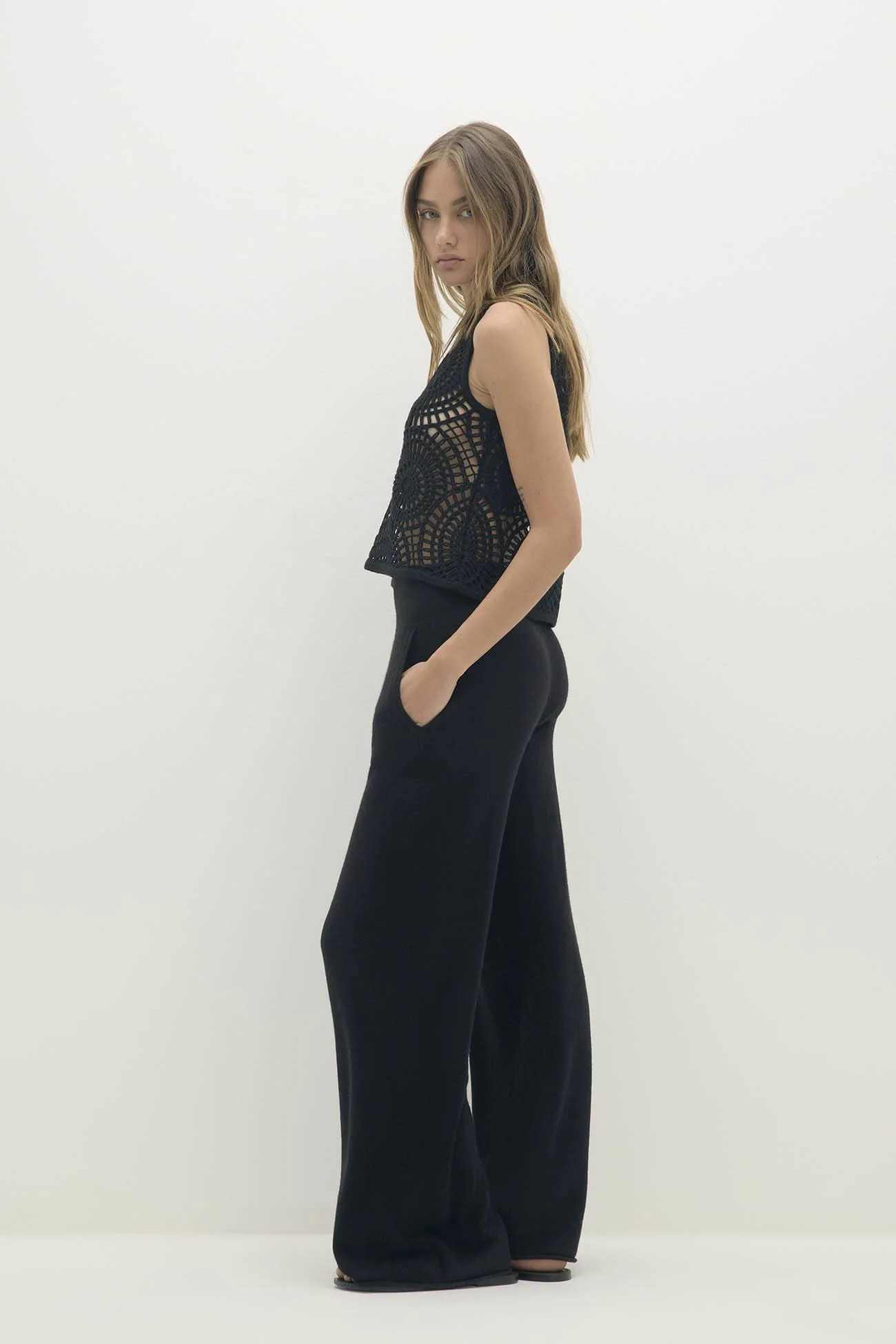 VIVIANA CROCHET CASHMERE BLEND TANK - Image 3