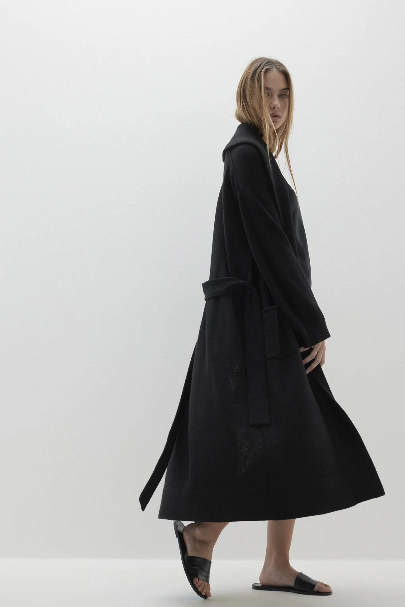 YASMIN CASHMERE ROBE - Image 10