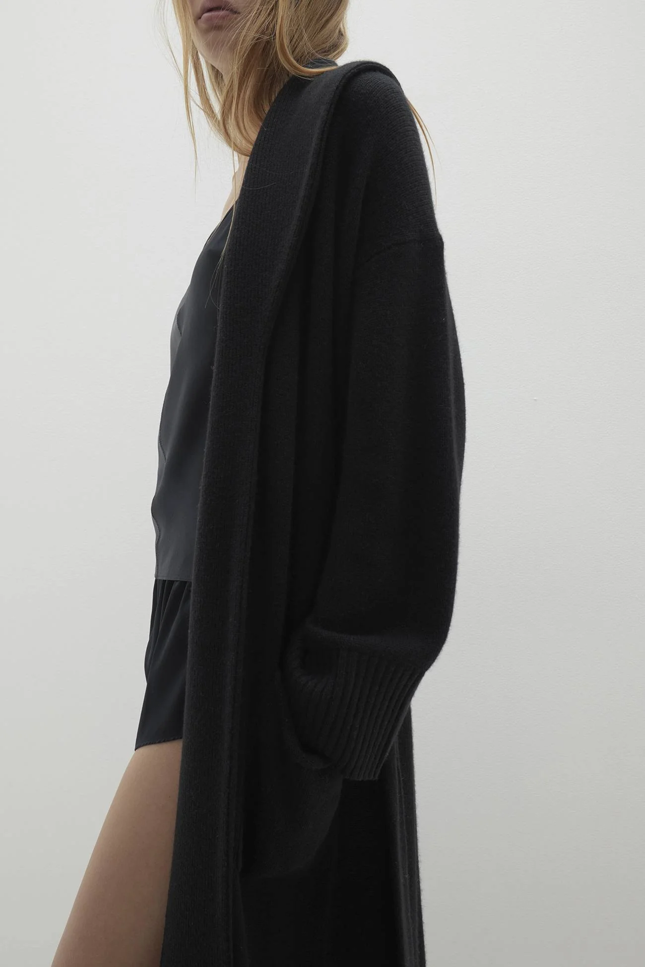 YASMIN CASHMERE ROBE - Image 11